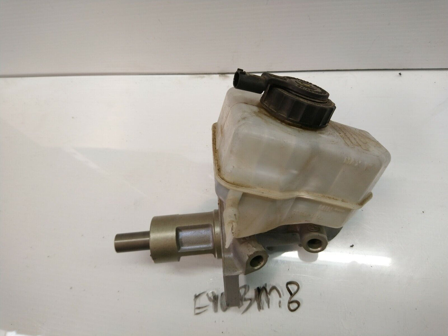 2006-2011 BMW 325I 328I 330I Brake Master Cylinder Oem