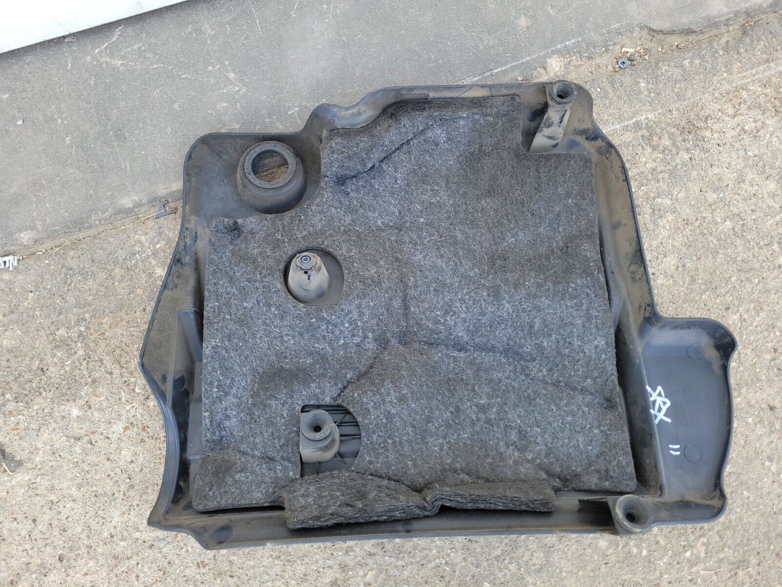 2010-2011 Cadillac Srx 3.0L Engine Motor Cover Oem