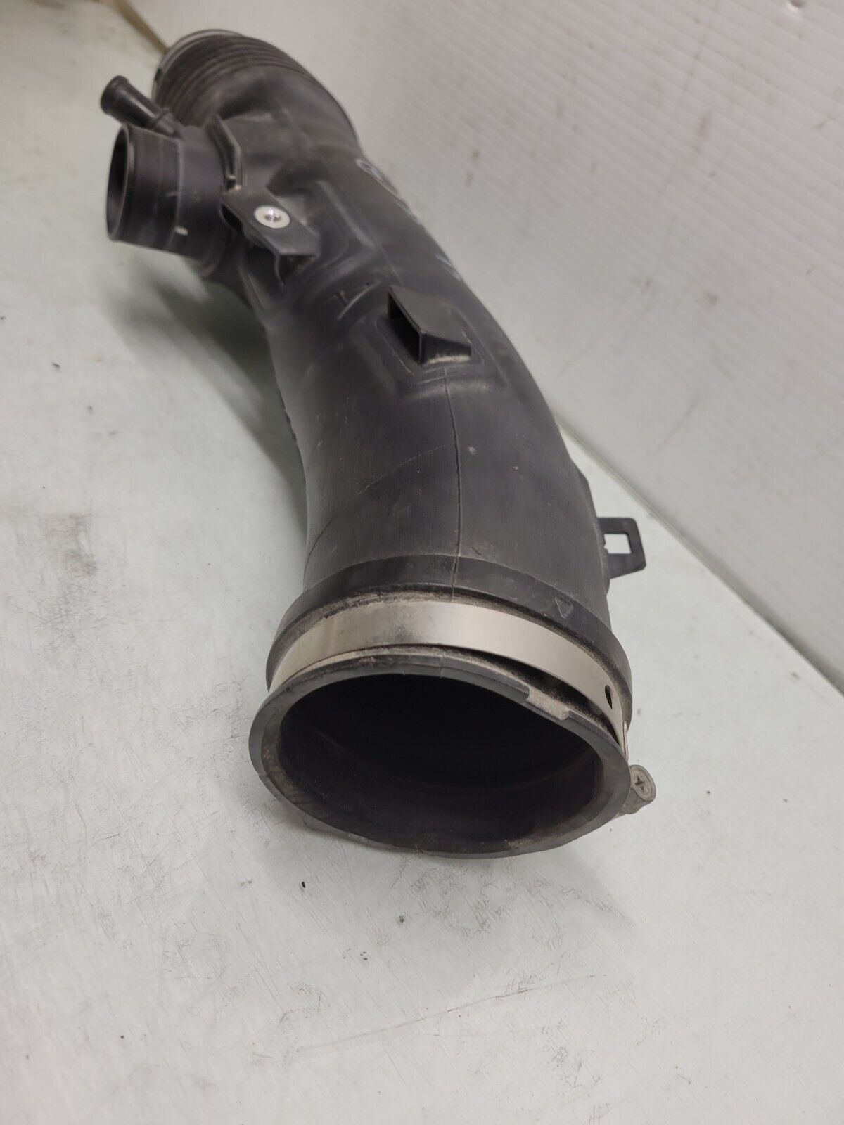 2015-2020 Lexus Gs350 3.5L Engine Air Intake Resonator Pipe Tube Oem