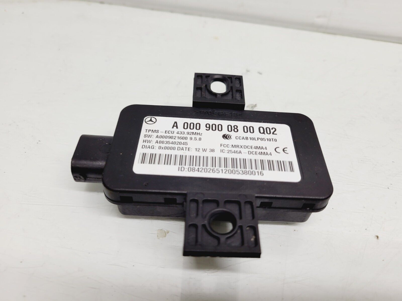 2012-2014 Mercedes C250 C350 TPMS Tire Pressure Sensor Module OEM A0009000800