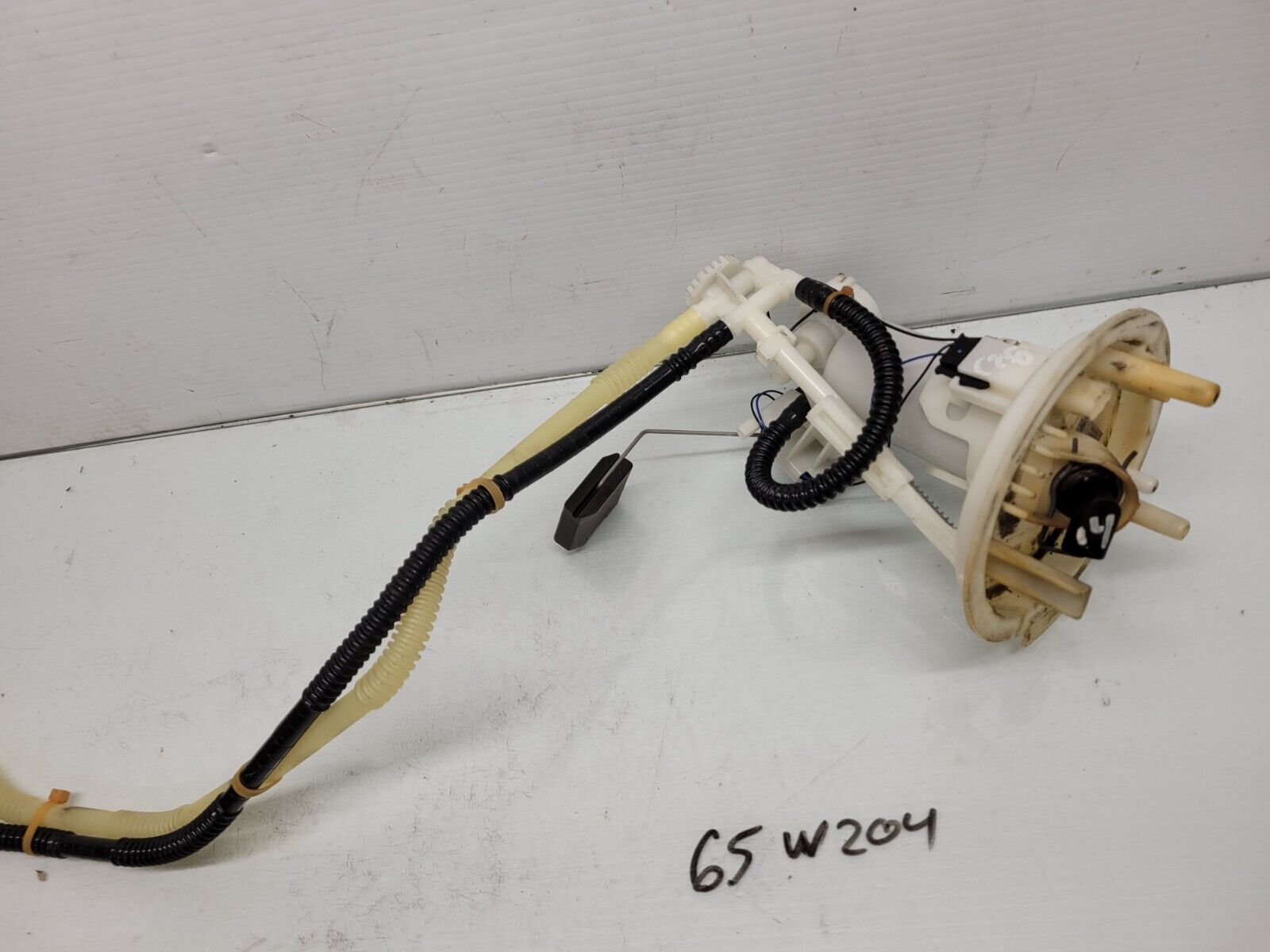 2012-2014 Mercedes C250 1.8L Fuel Pump Sending Unit Oem