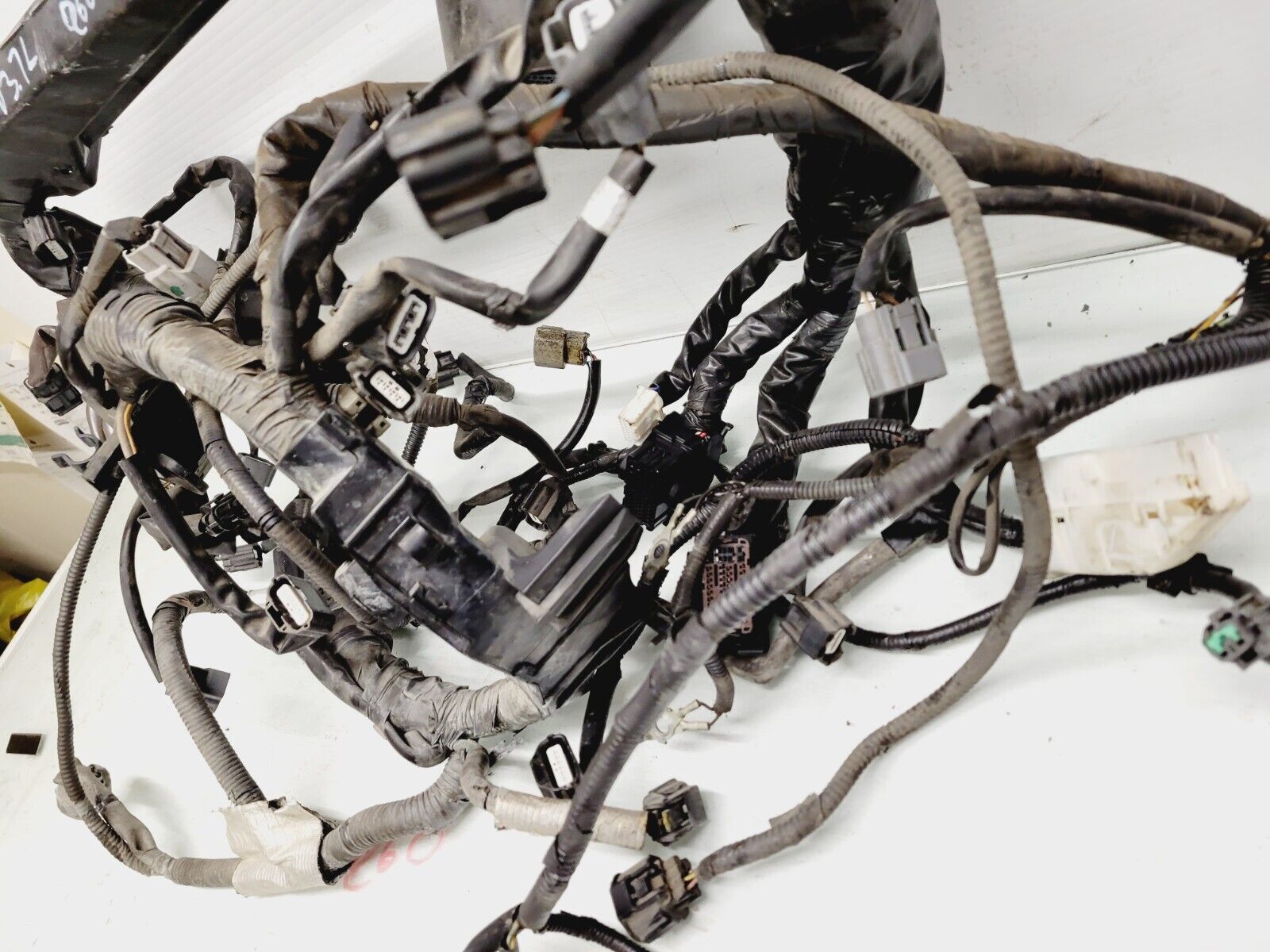 2014-2015 Infiniti Q60 3.7L Engine Wire Harness Oem