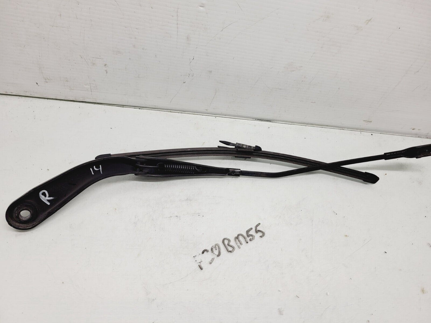 2012-2016 BMW 328I 335I F30 Right Windshield Wiper Arm Oem