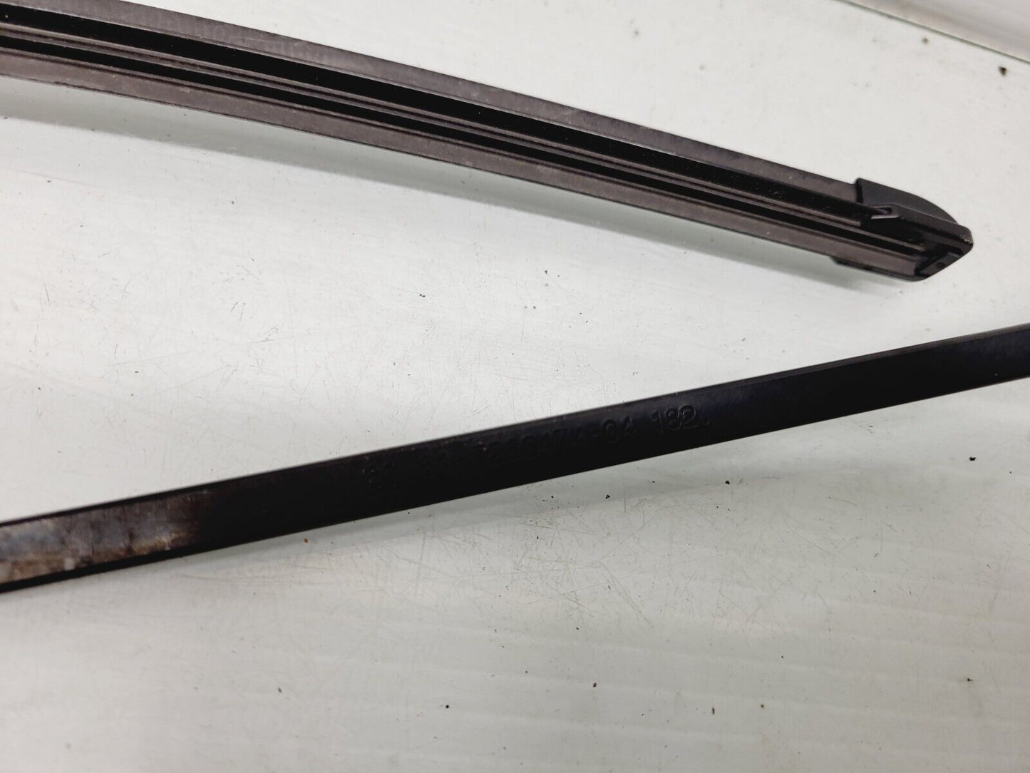 2012-2016 BMW 328I 335I F30 Right Windshield Wiper Arm Oem