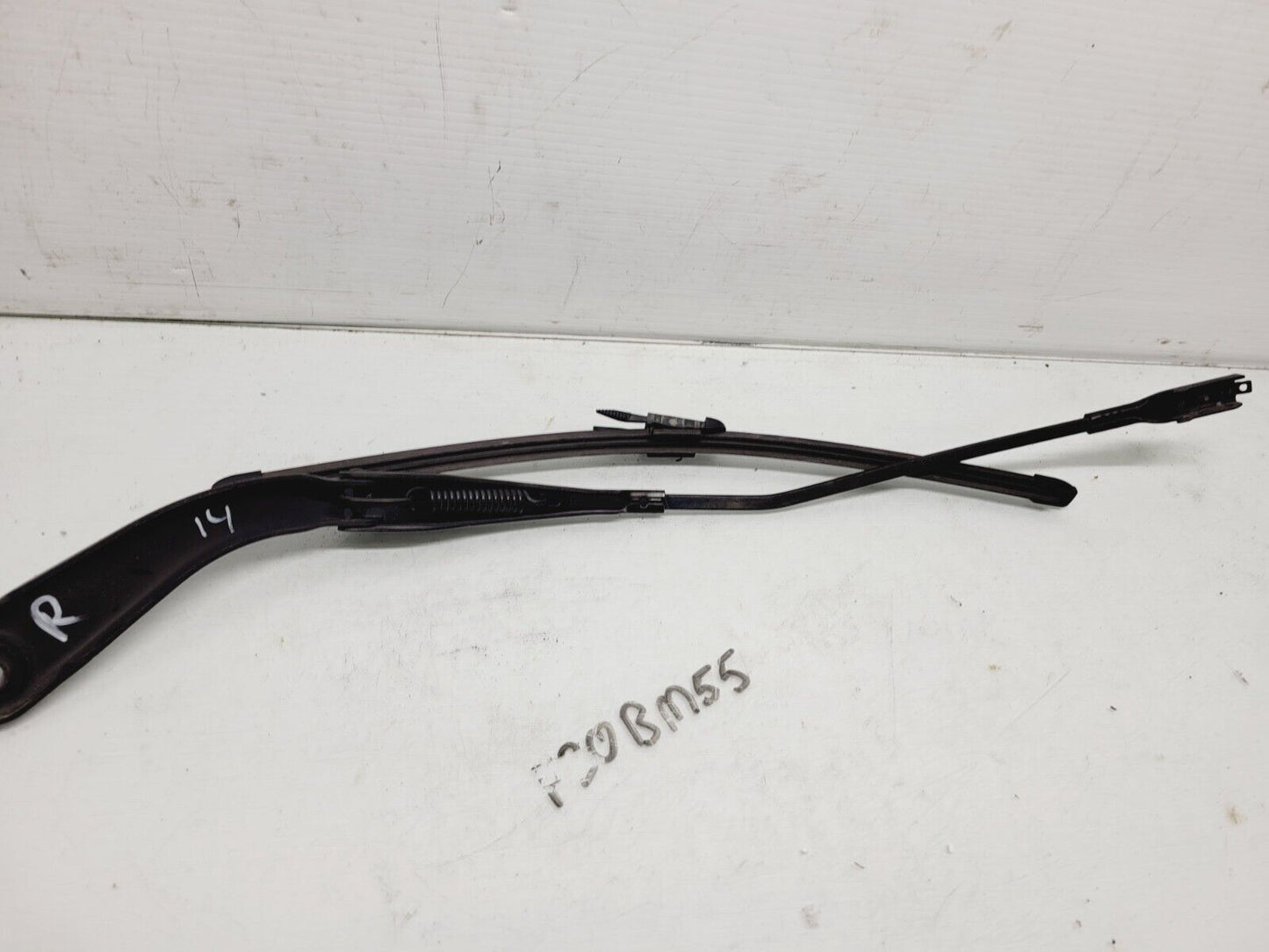 2012-2016 BMW 328I 335I F30 Right Windshield Wiper Arm Oem