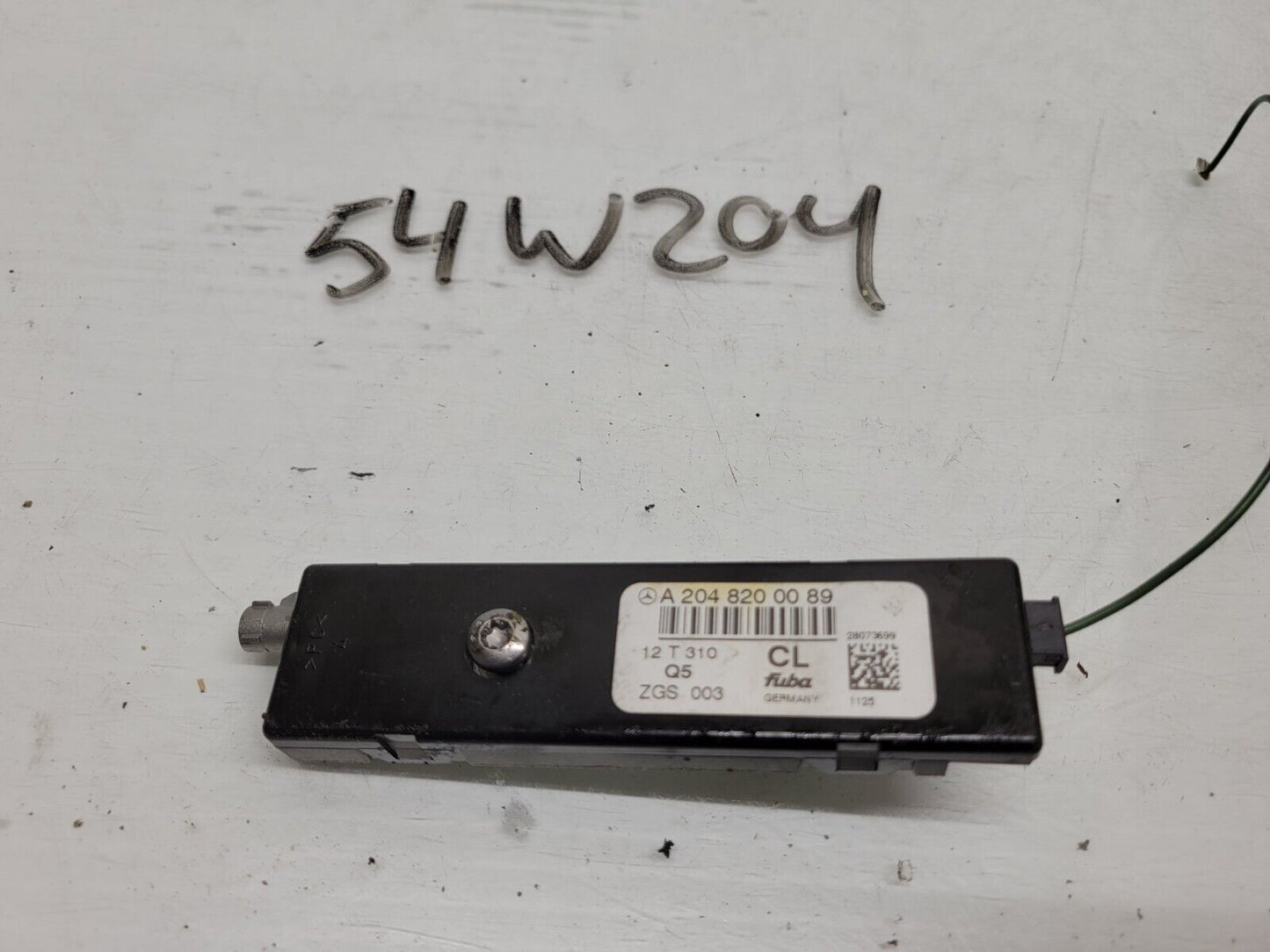 2008-2014 Mercedes C250 C300 Radio Antenna Amp Amplifier Booster Oem