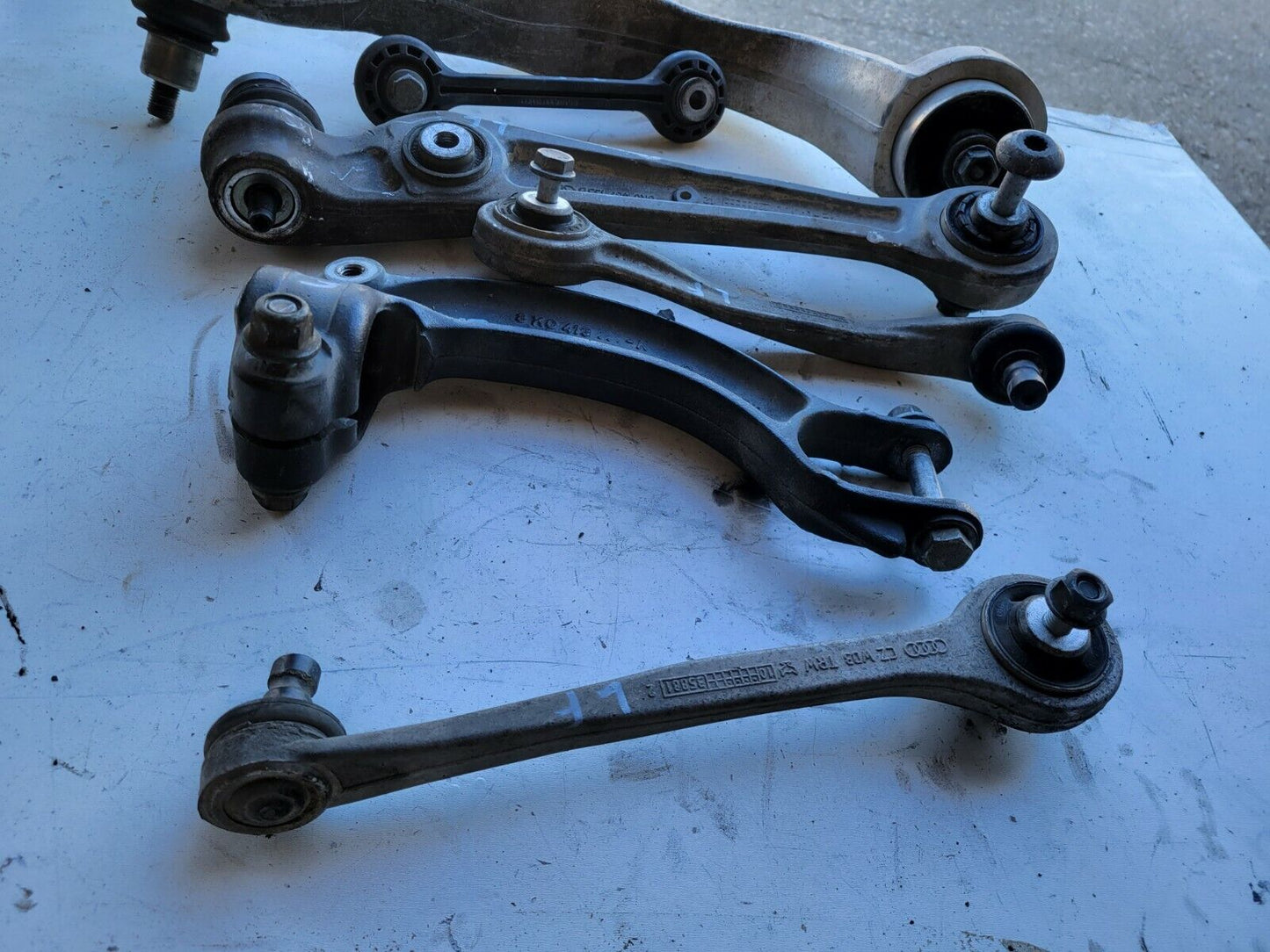 2008-2016 Audi A5 Left Front Control Arm Set Oem