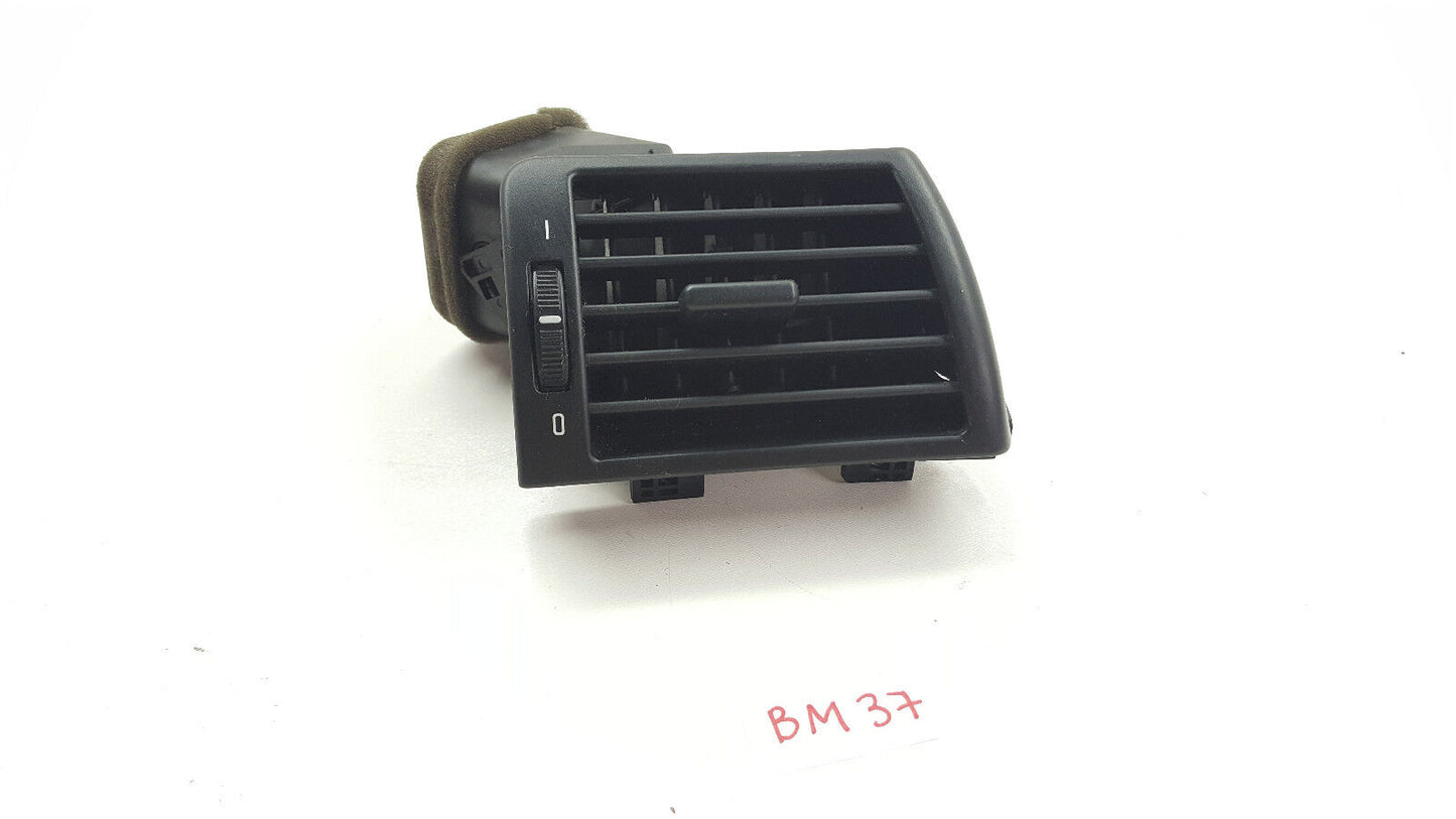 1999-00-01-02-03-04-2005 BMW 325I 323I 328I 330I Droit Bord Air Vent E46 8361898