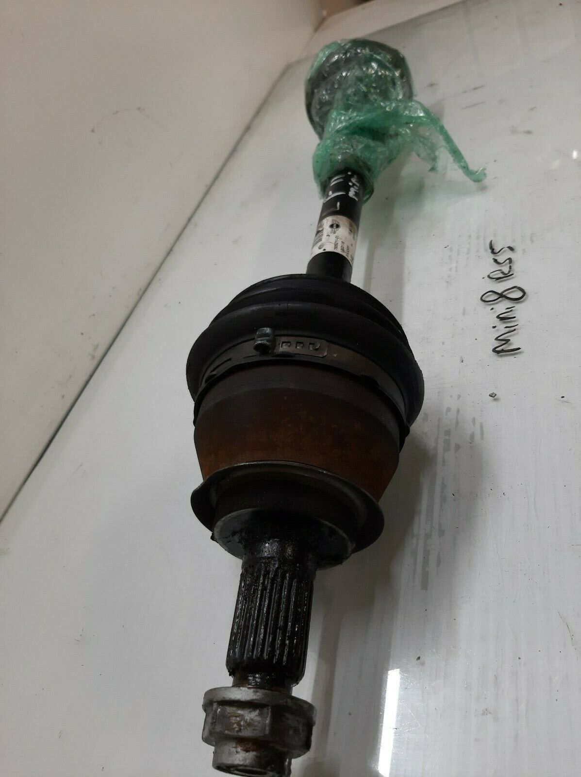 2007-2012 Mini Cooper Left Front Side Axle Shaft Automatic Oem 7609211