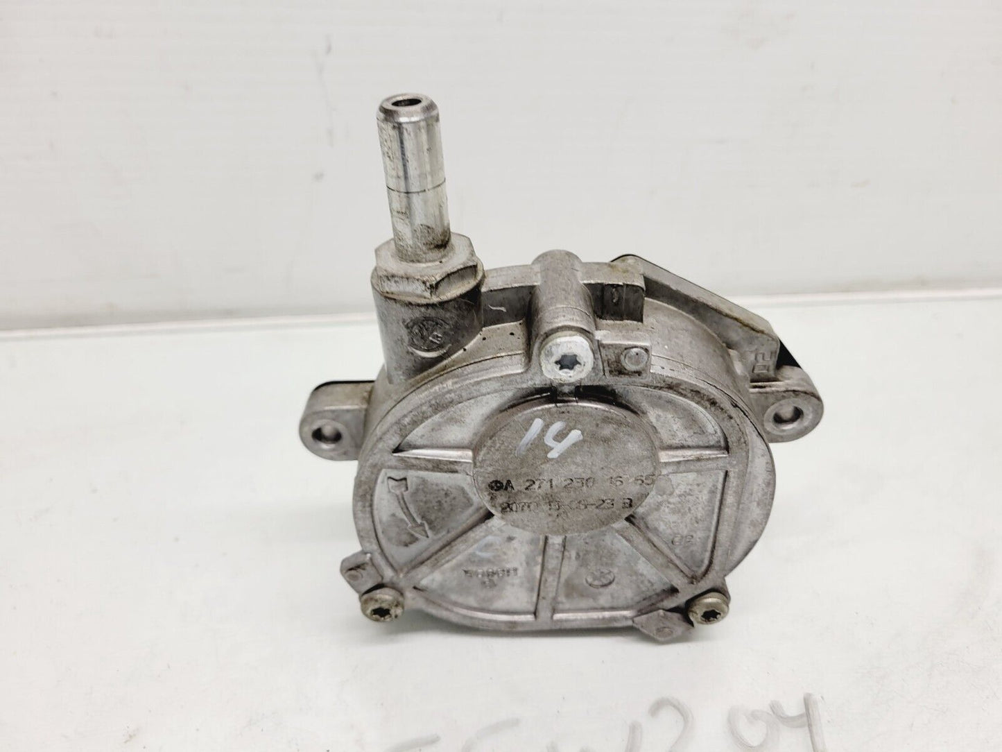 2012-2015 Mercedes C250 Brake Vacuum Pump Oem