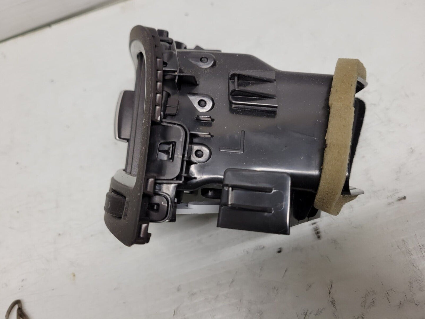 2016-2018 Acura Rdx Dashboard Dash Left Ac Air Vent Oem