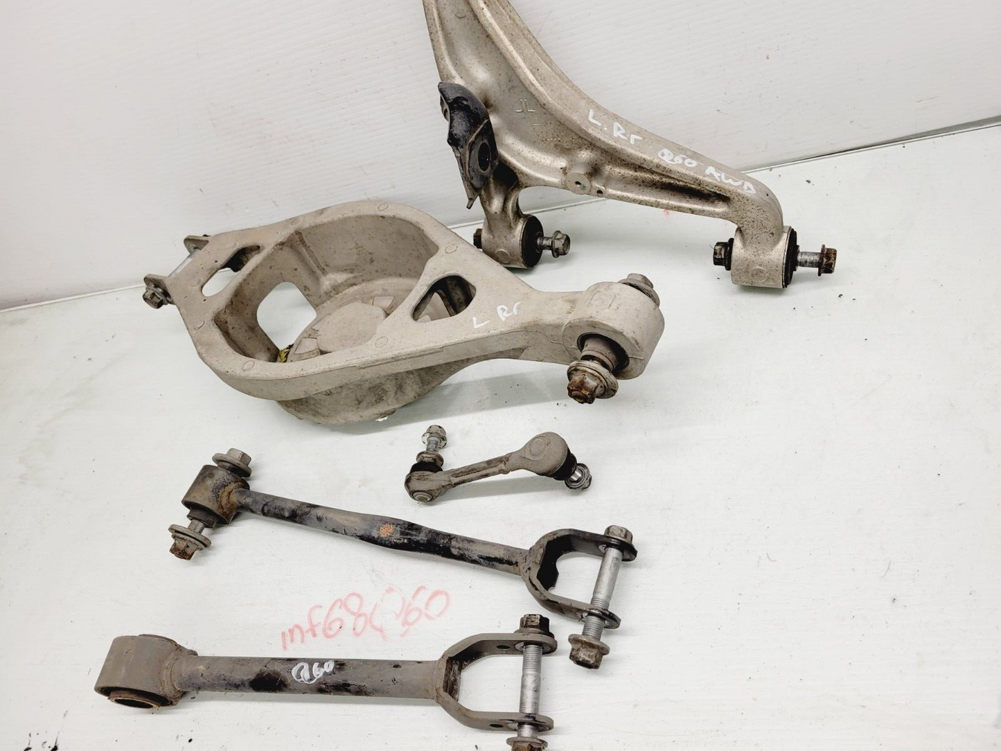 2014-2015 Infiniti Q60 Awd Left Rear Control Arm Set Oem