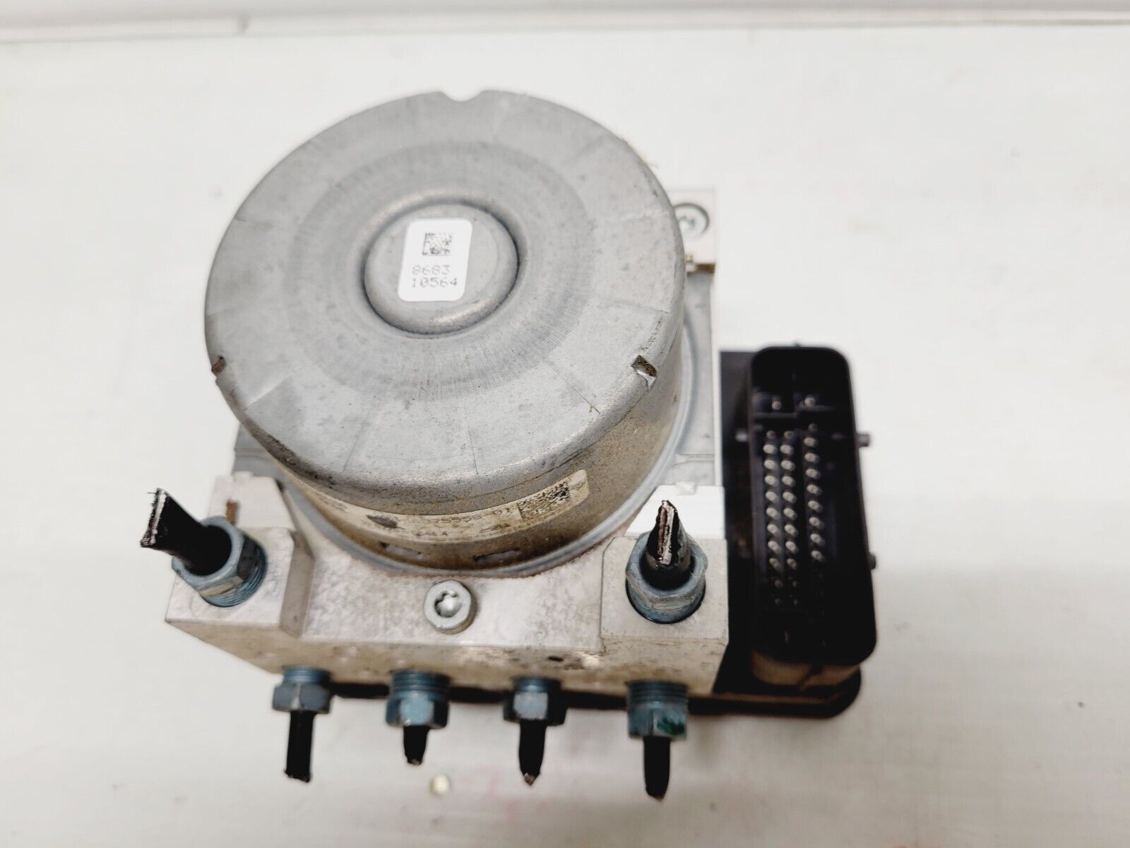 2016-2018 BMW 320I 330I 2.0L Abs Anti Lock Brake Pump Module Oem