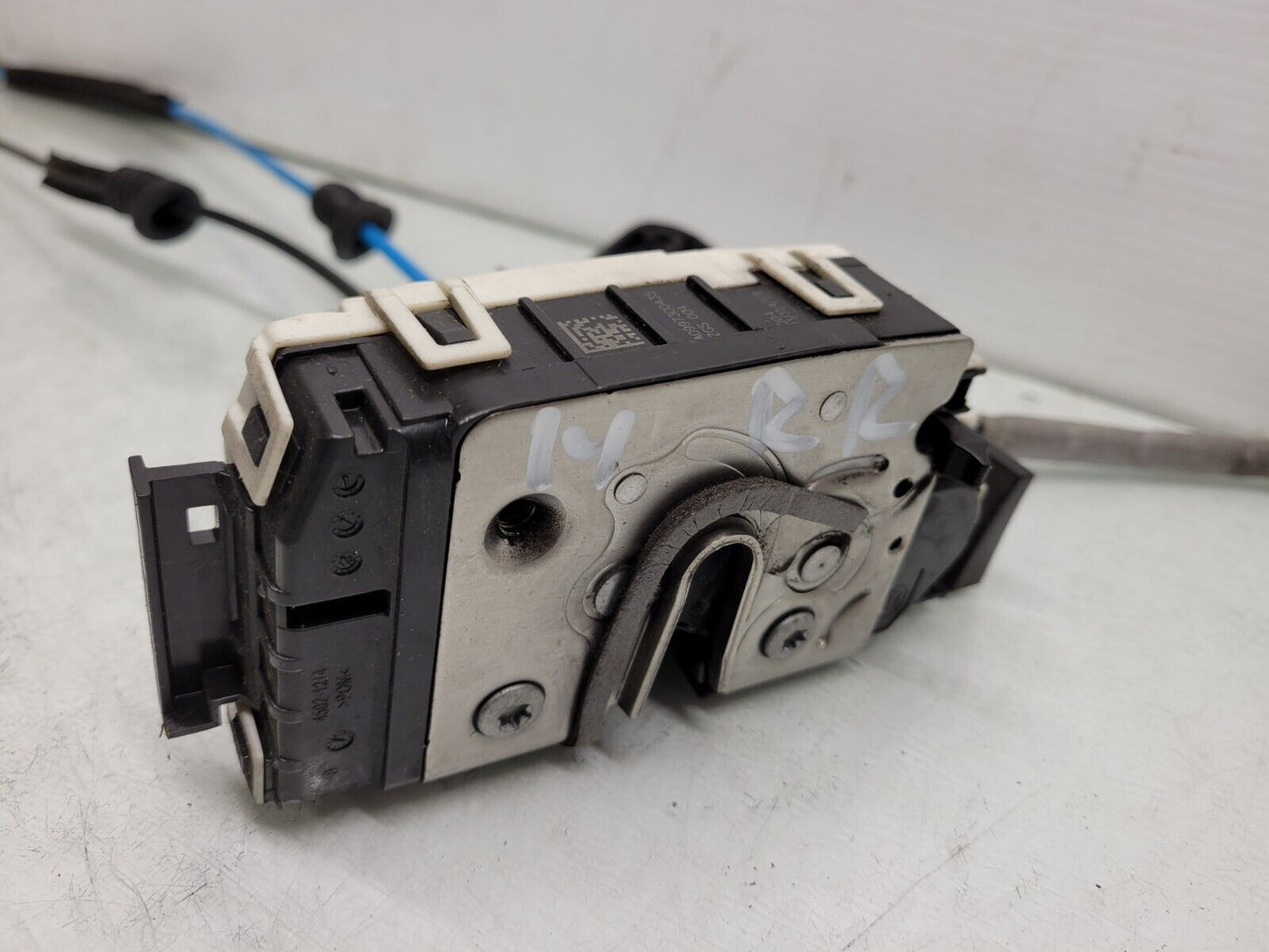 2012-2014 Mercedes C250 Right Rear Door Lock Latch Actuator Oem