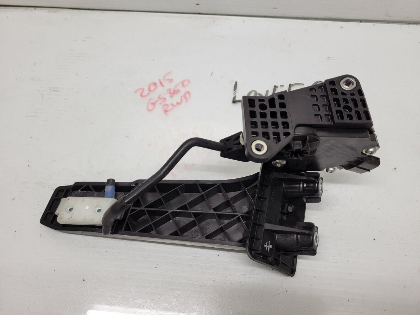 2014-2017 Lexus Gs350 Gs450H Gas Accelerator Pedal Oem