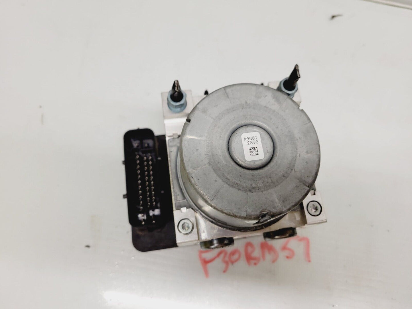 2016-2018 BMW 320I 330I 2.0L Abs Anti Lock Brake Pump Module Oem