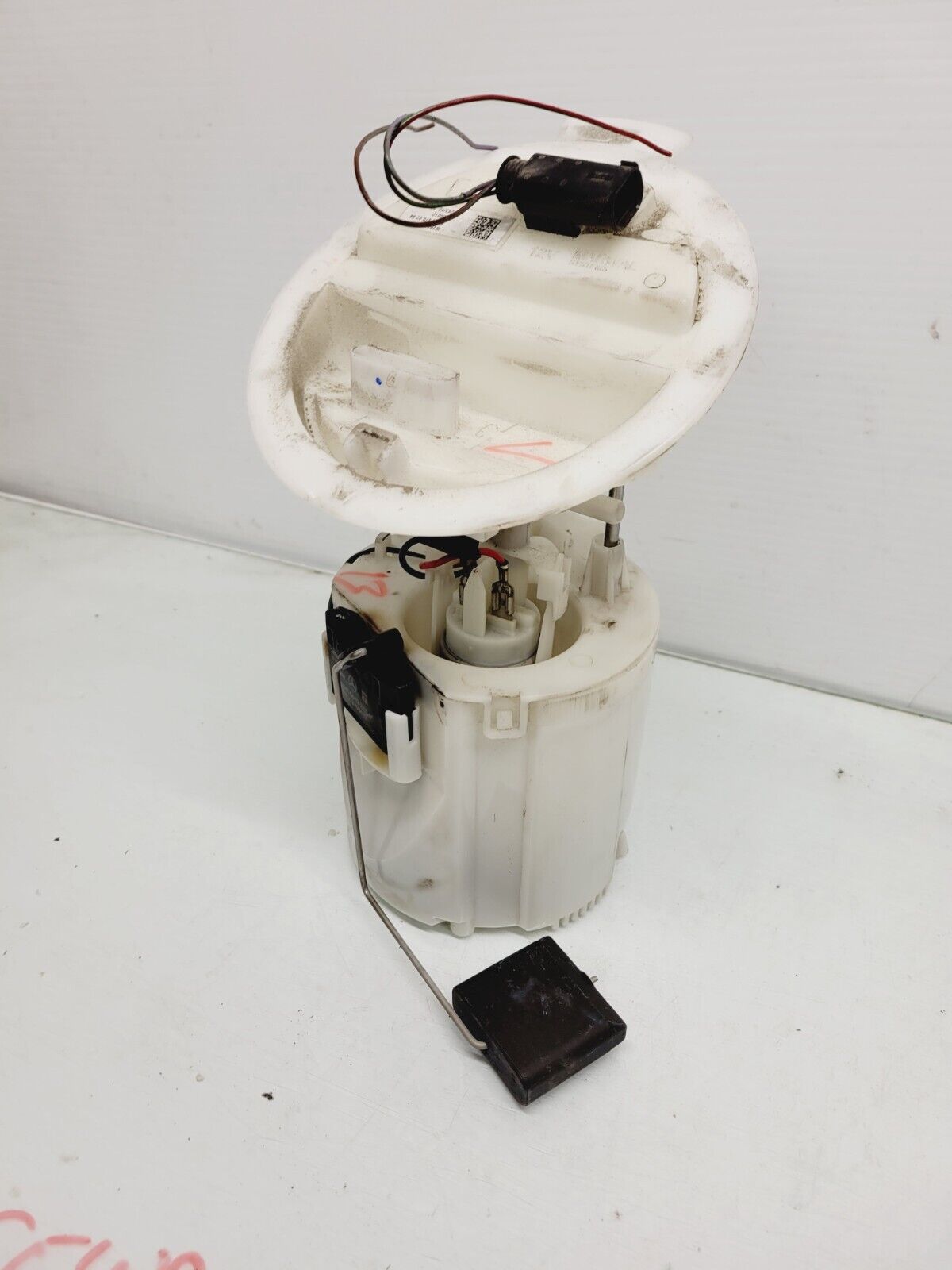 2012-2014 Mercedes C250 1.8L Fuel Tank Pump Level Sensor OEM A2044700294