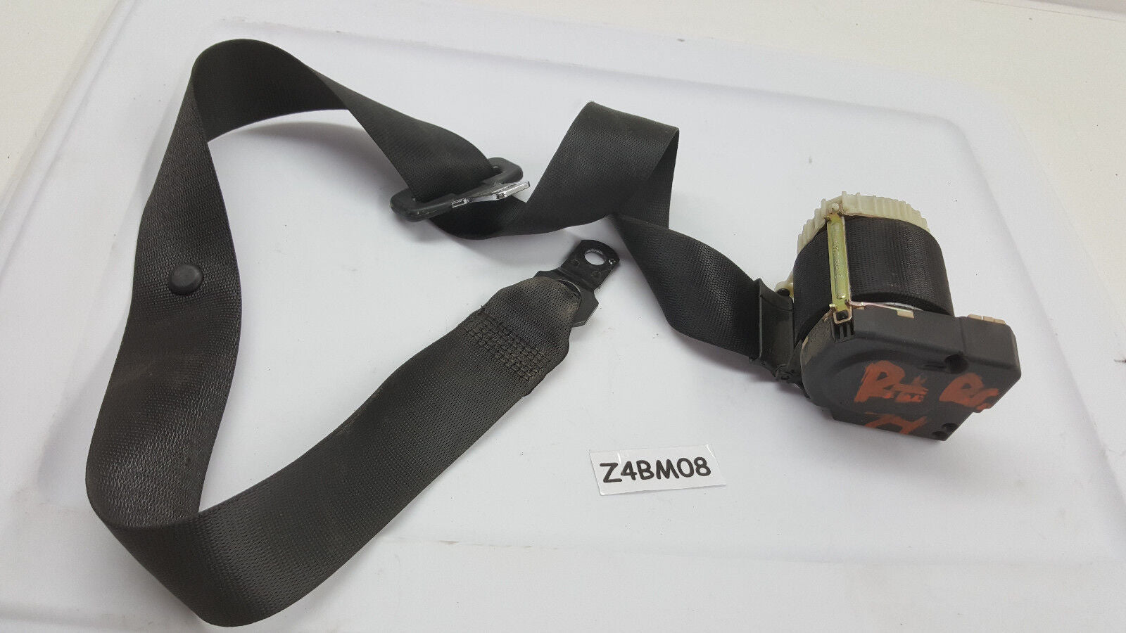 03-2004-05-06-07-08 BMW Z4 Right Passenger Seat Belt E85 E86 7057110