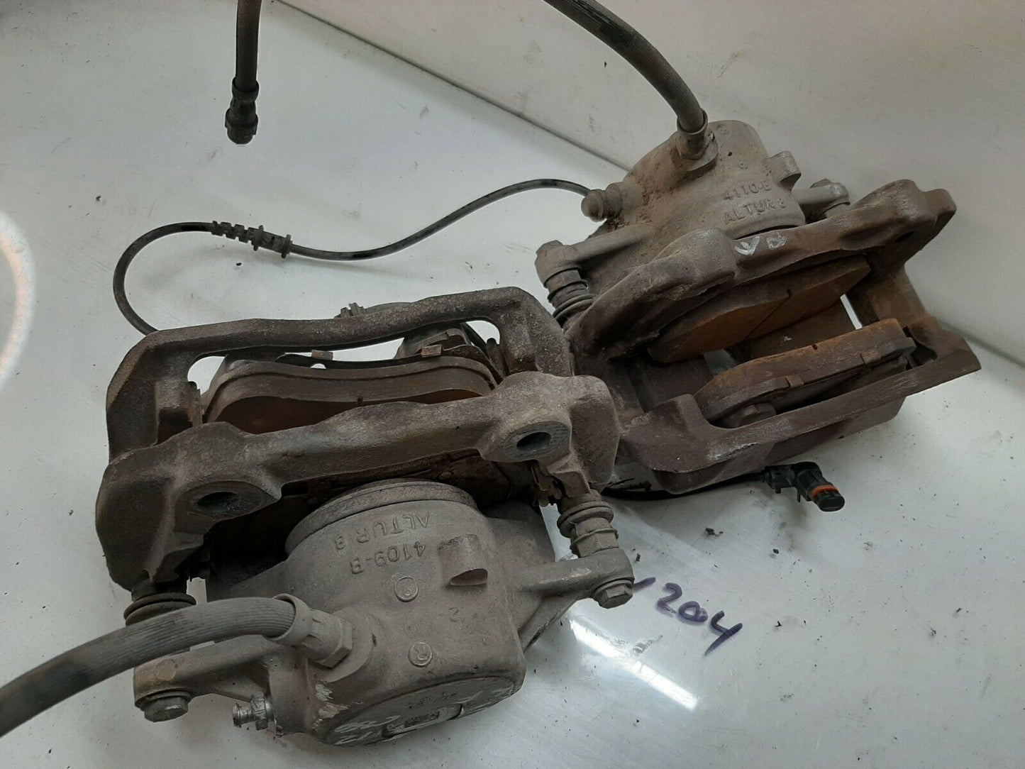 2012-2014 Mercedes C250 C300 C350 Rwd Front Brake Caliper Set Oem