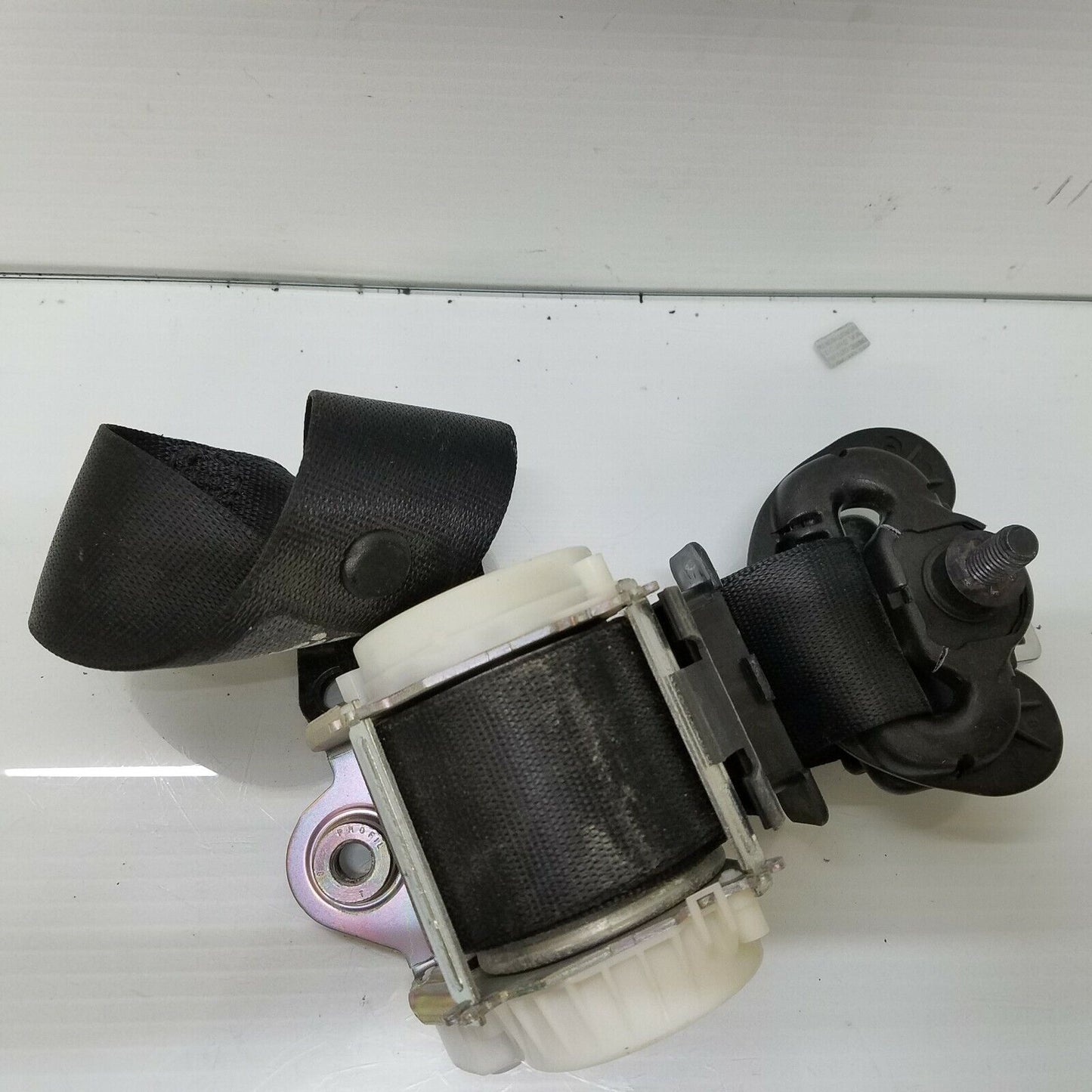 2006-2011 BMW 330I 328I Front Right Passenger Seat Belt Retractor 33028136 Oem