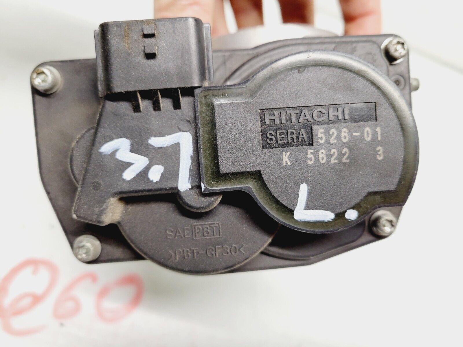 2014-2015 Infiniti Q60 3.7L Left Side Engine Throttle Body Oem