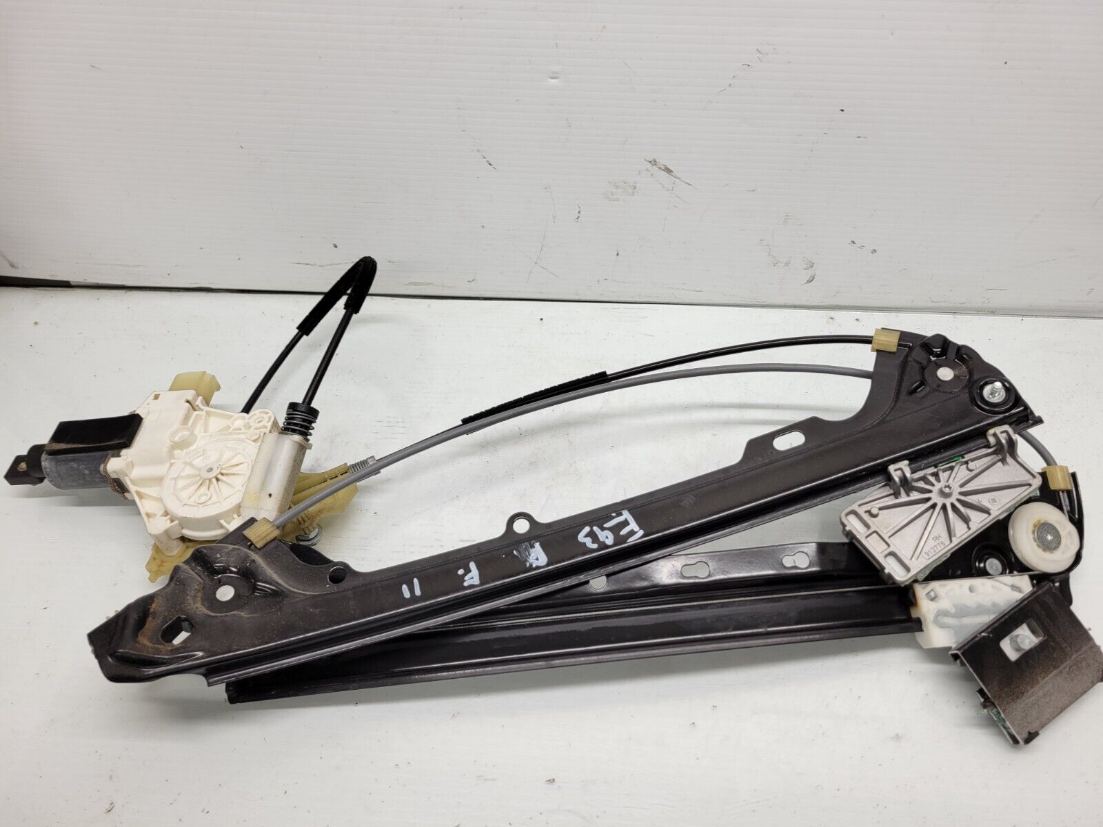 2007-2011 BMW 328I 335I Right Front Window Regulator Motor Oem