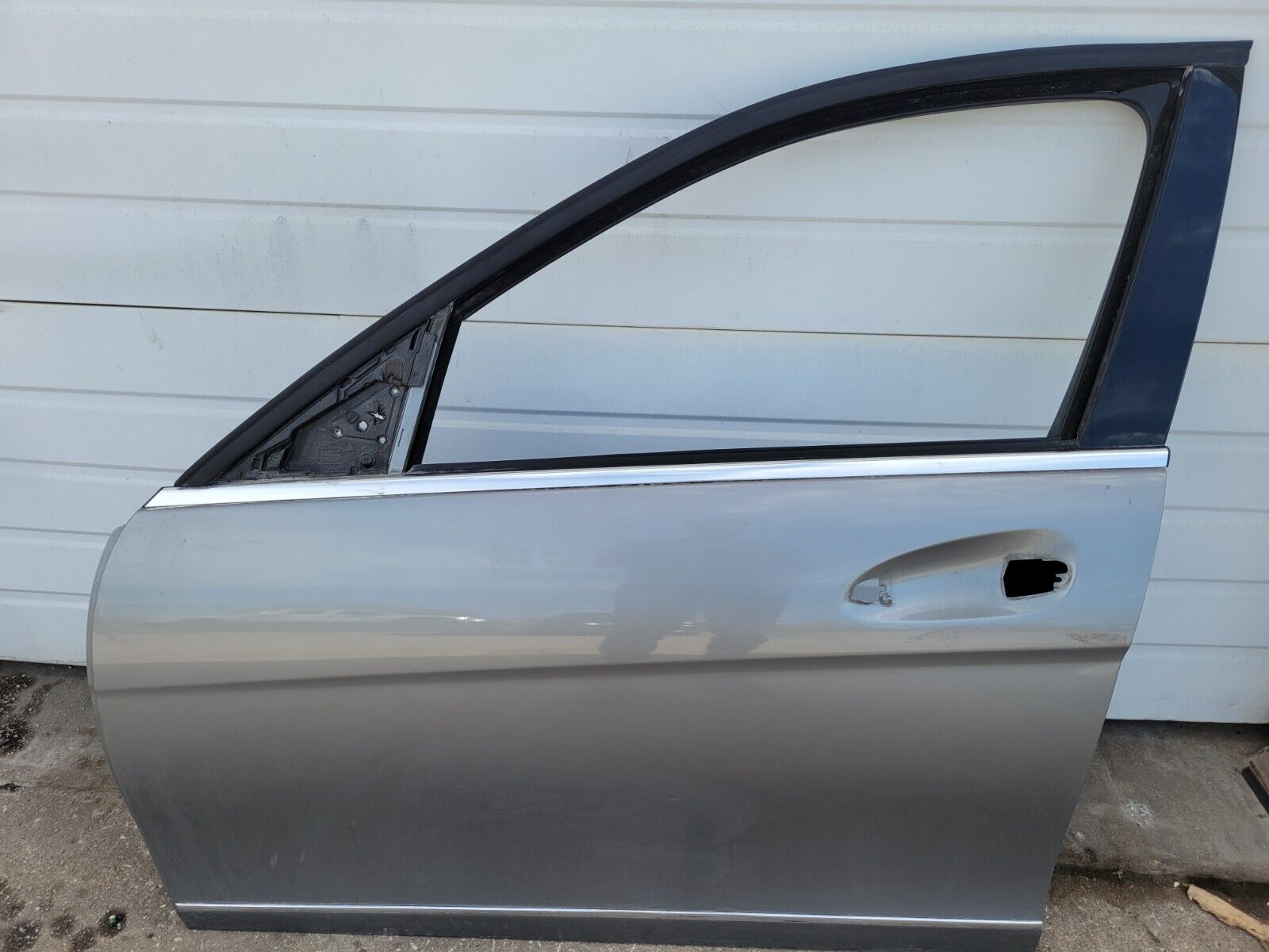 2012-2014 Mercedes C250 C350 Sedan Left Front Driver Door Shell OEM local TX