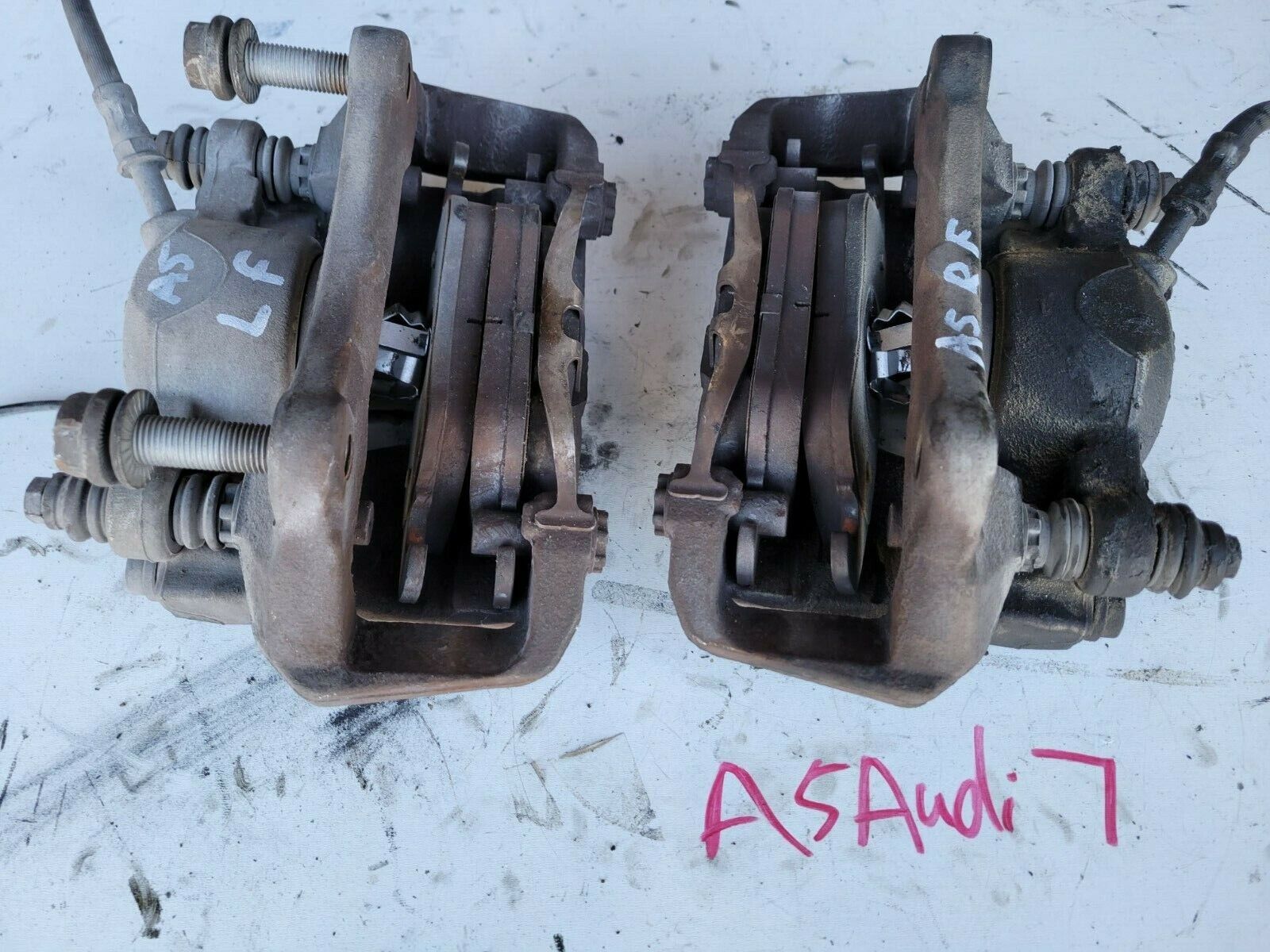 2008-2016 Audi A5 Right & Left Front Brake Caliper Pair Oem