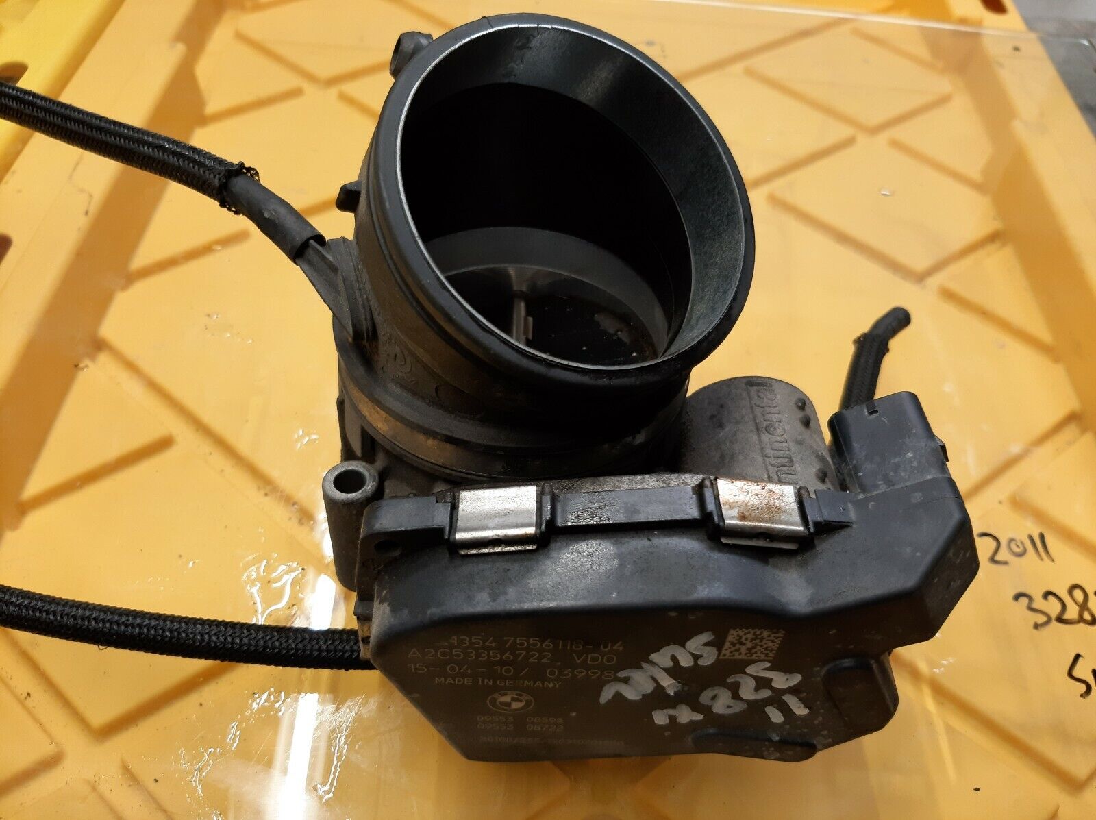 2009-2011 BMW 330Xi 328Xi Sulev 3.0L Engine Throttle Body Oem