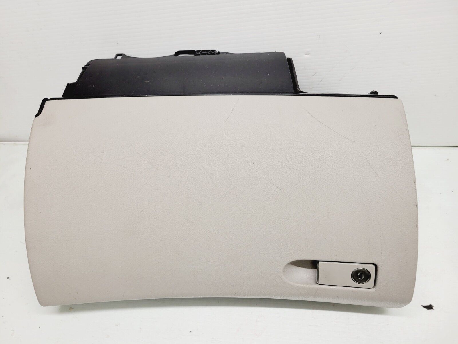 2012-2014 Mercedes C250 C350 Dashboard Glove Box Compartment OEM A2046804991