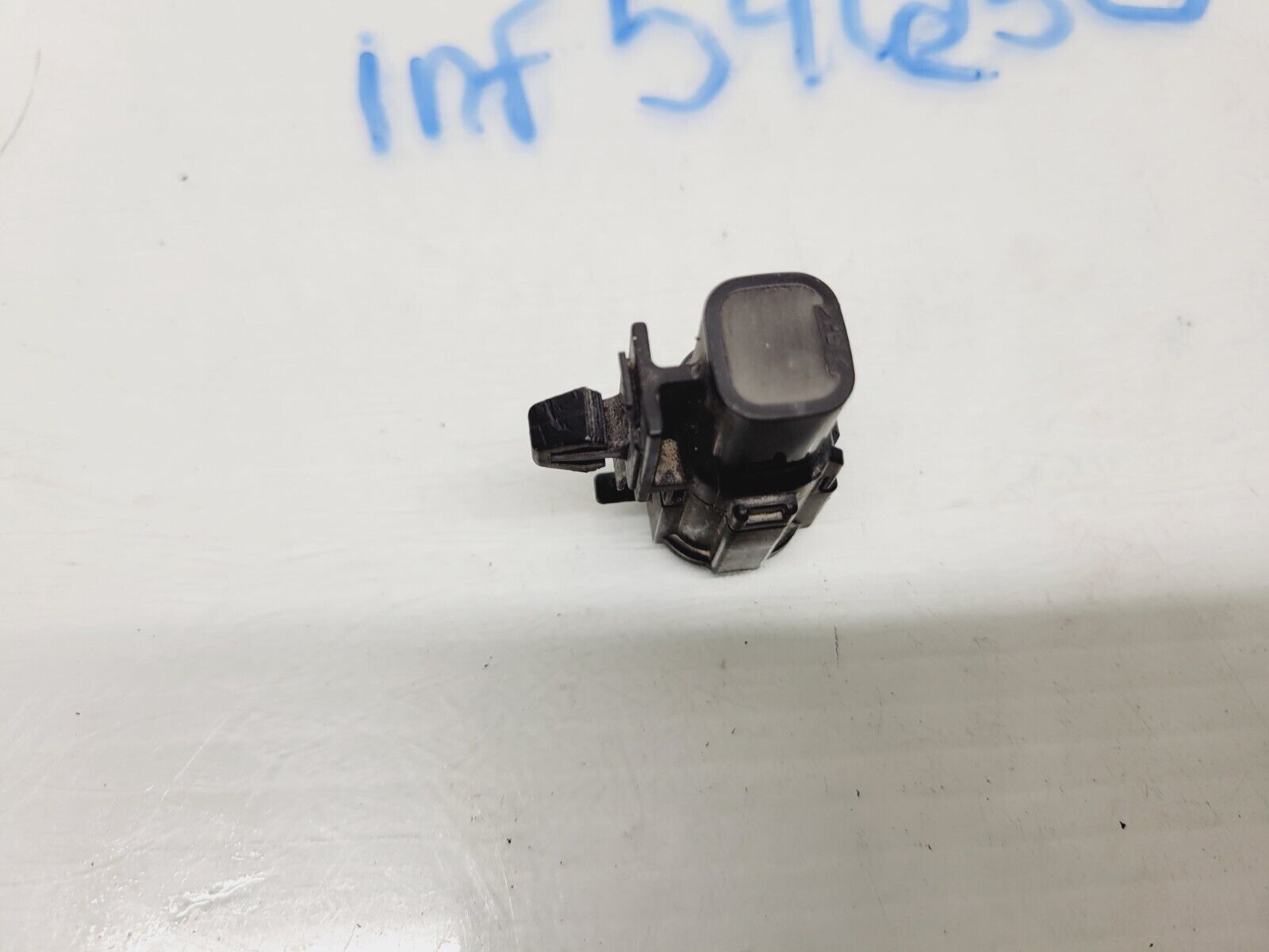 2014-2017 Infiniti Q50 Ambient Air Temperature Sensor Oem