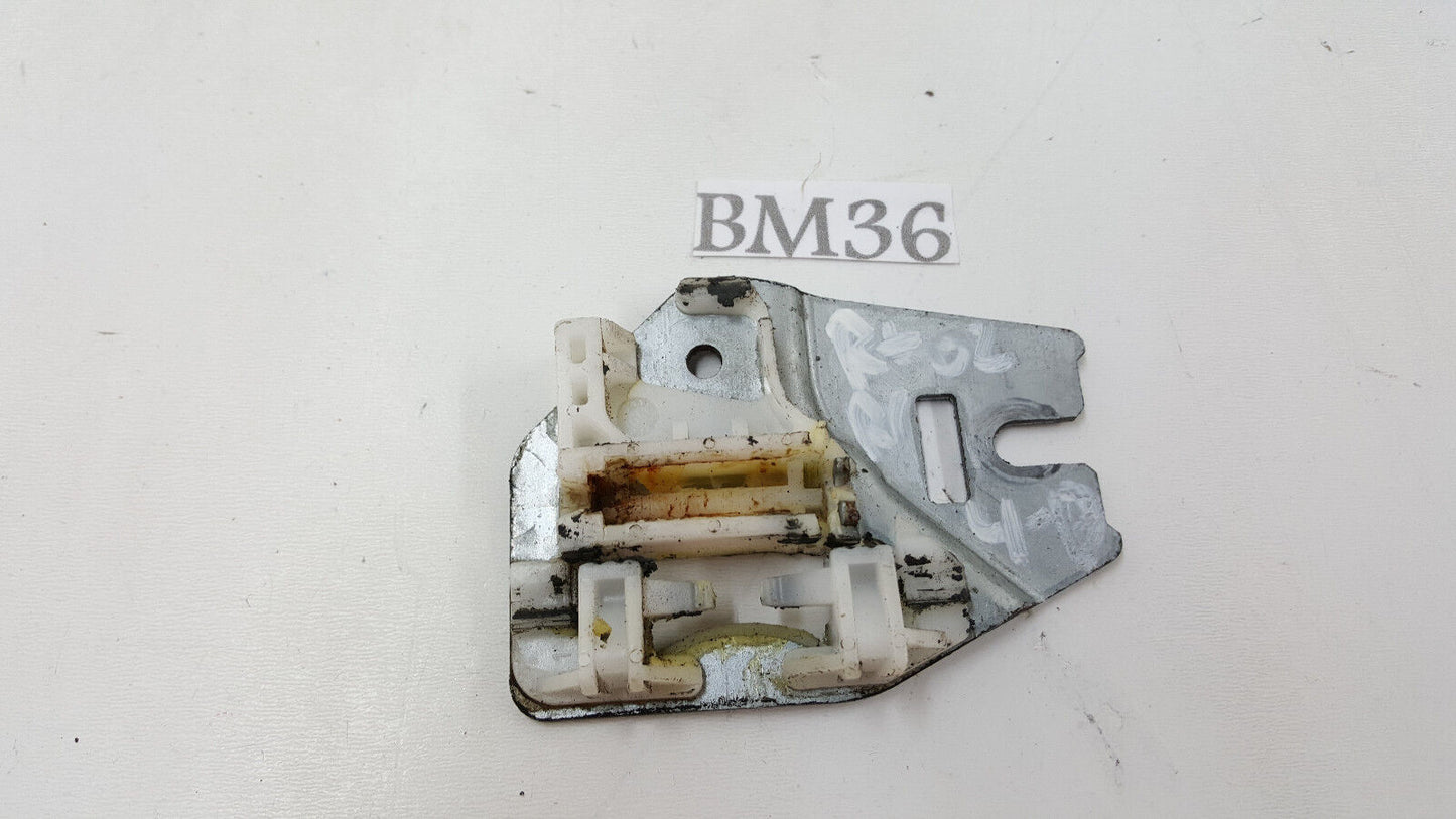 BMW 325I 330I Arrière Droit Fenêtre Régulateur Montage Pince E46 2001-2005