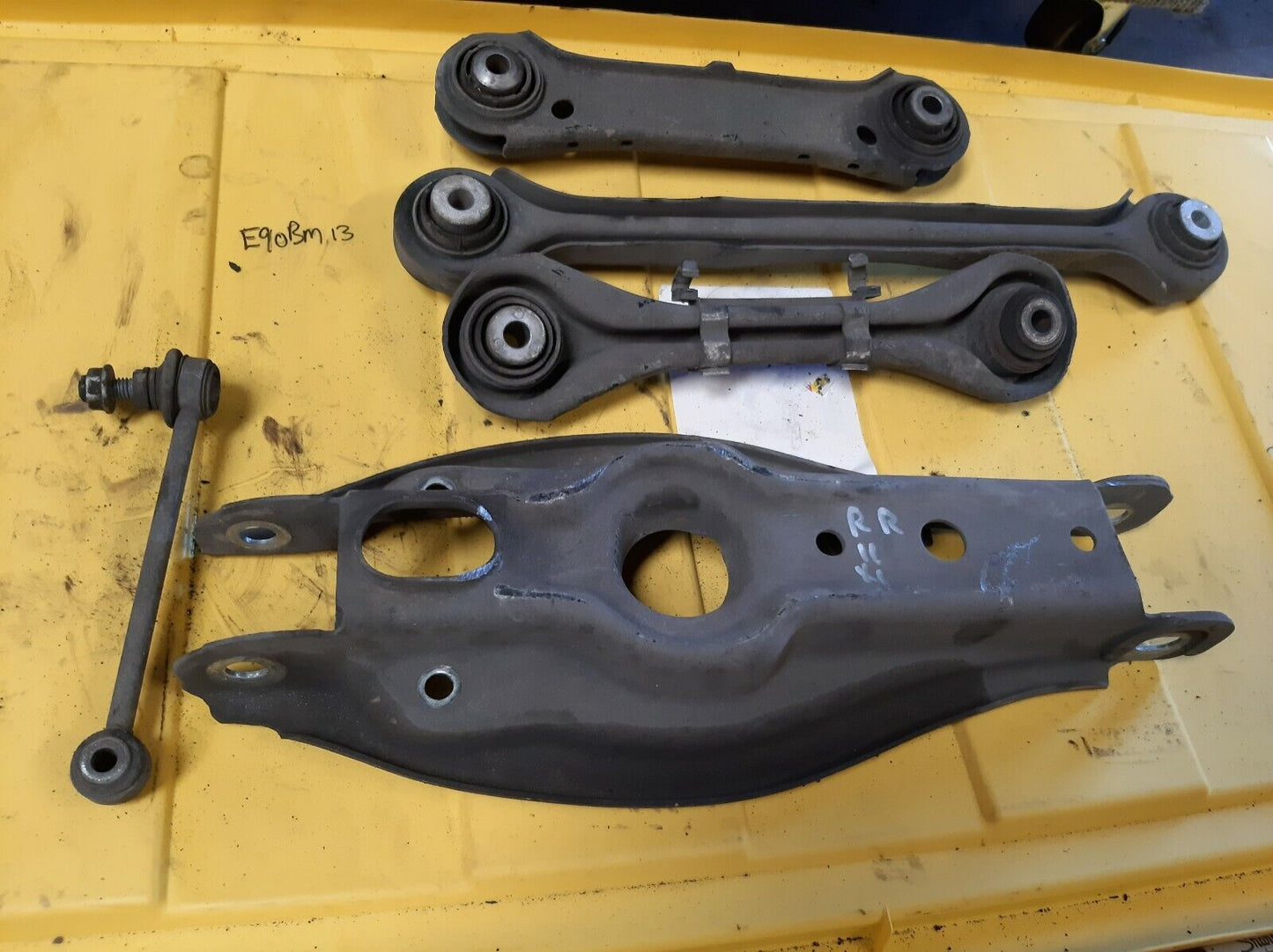 2009-2011 BMW 330Xi 328Xi Sedan Xdrive Right Rear Control Arms Set Oem