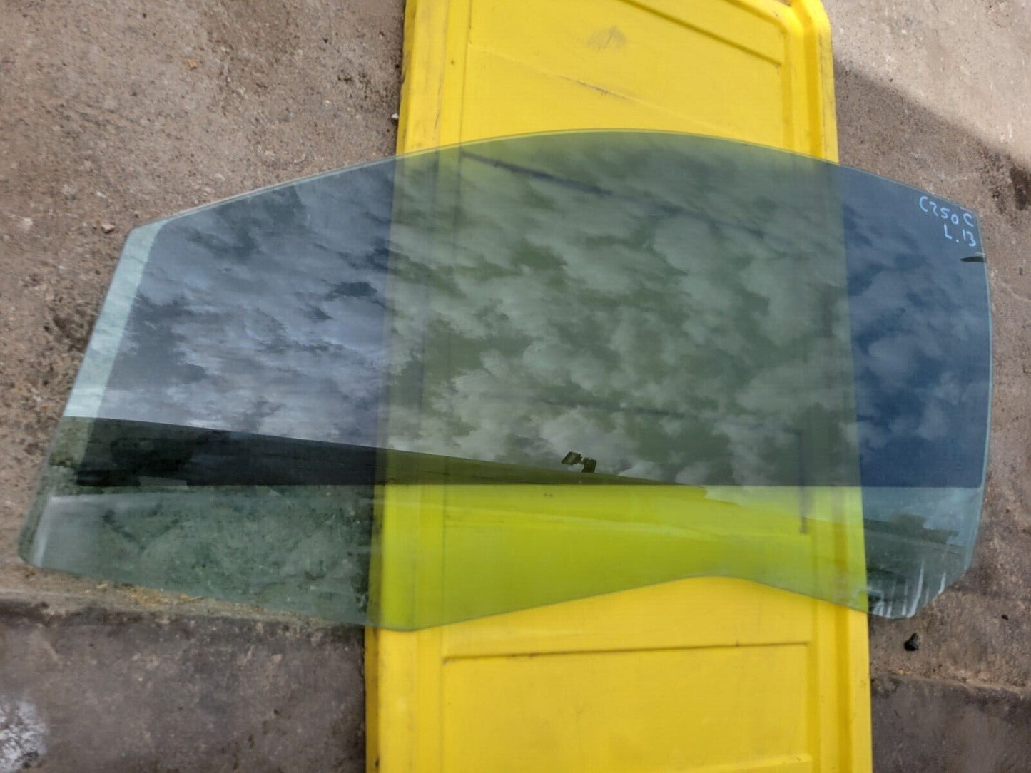 2012-2014 Mercedes C250 C350 Coupe Left Driver Door Window Glass Oem