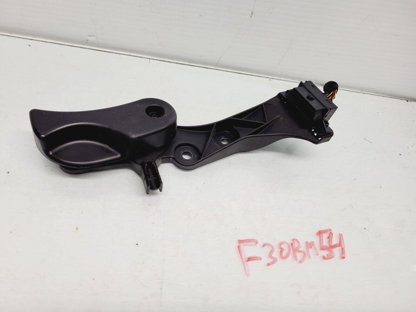 2016-2018 BMW 320I 330I 340I Hood Release Handle Lever Bracket Oem