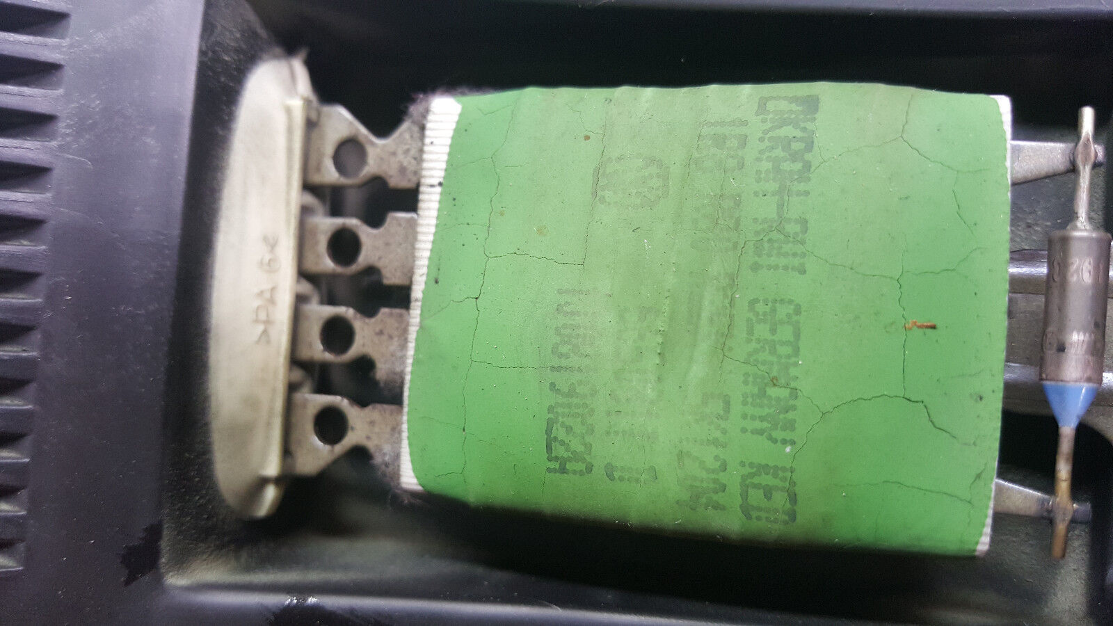 01-10 Volkswagen Beetle AC Ventilateur Résistance 1J0819022A