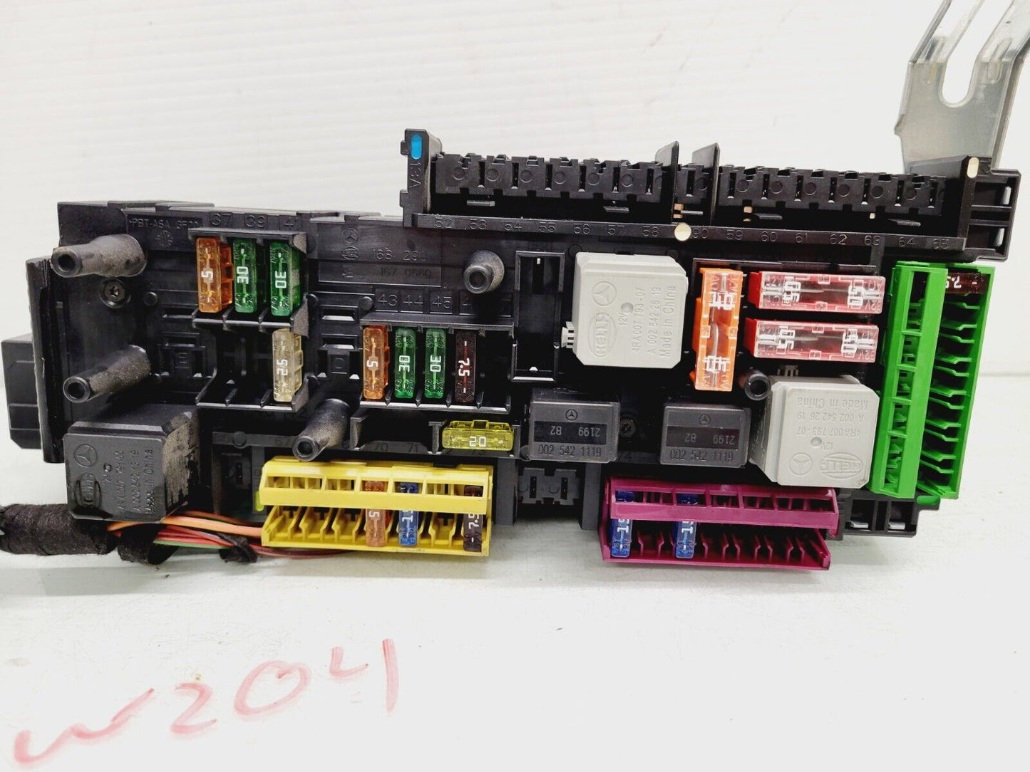 2012-2014 Mercedes C250 C350 Rear Fuse Relay Box Module OEM 2049060205