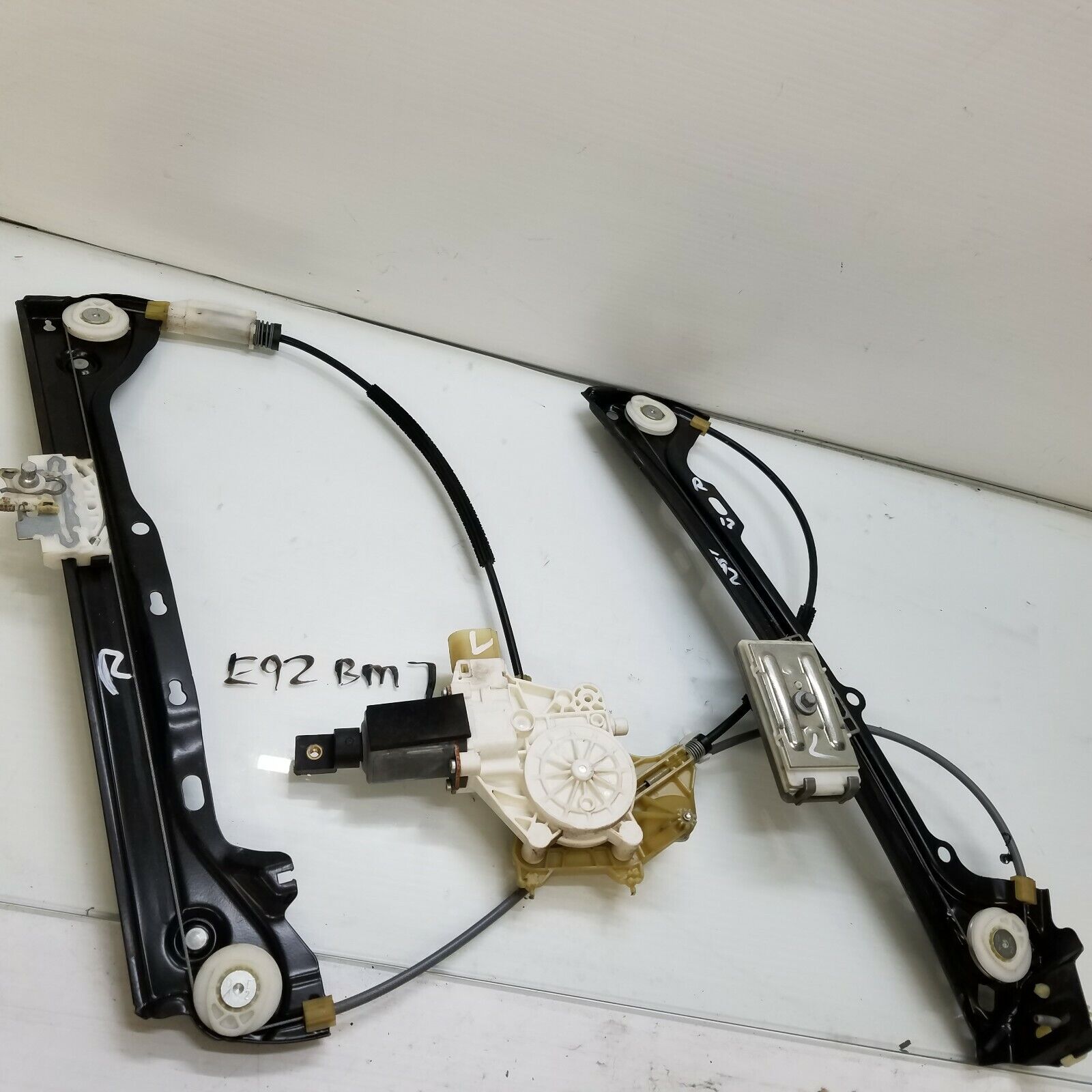 2011-2013 BMW 335I 328I Coupe Right Window Regulator W/ Motor Oem