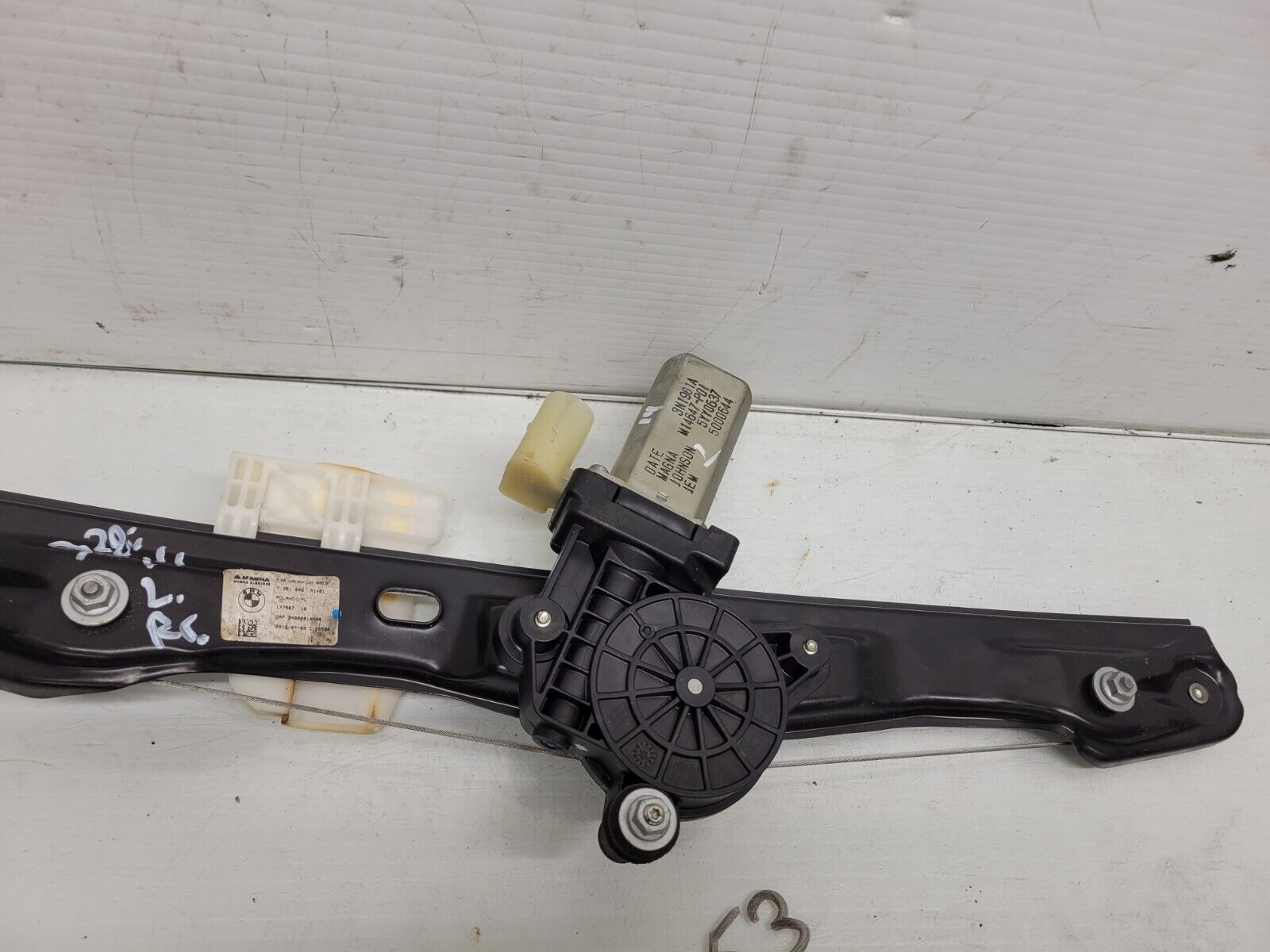 2012-2016 BMW 328I 335I F30 Left Rear Door Window Regulator W/ Motor Oem