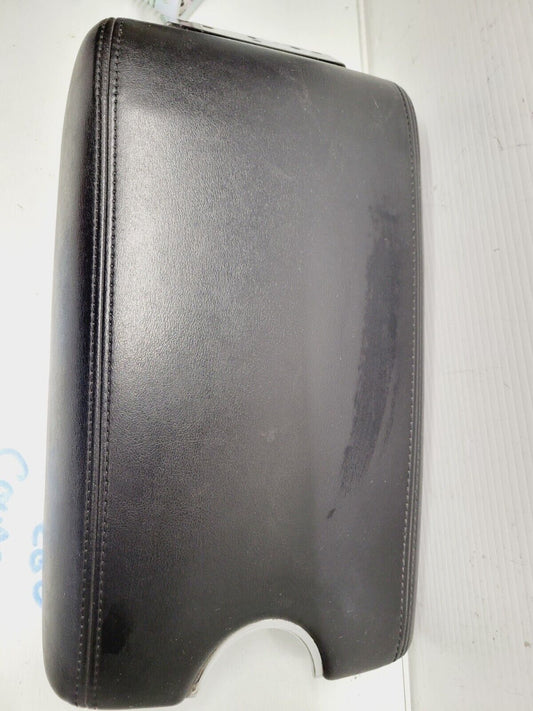 2015 Infiniti Q60 Arm Rest Black