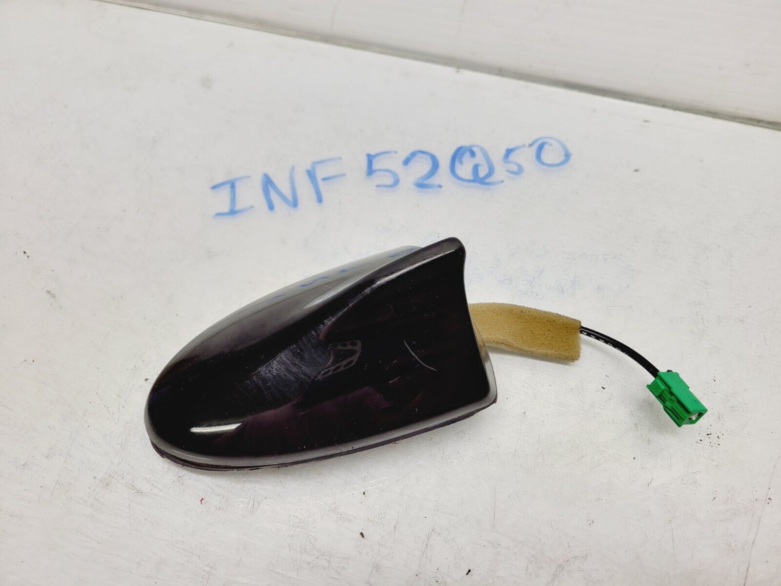 2014-2017 Infiniti Q50 Shark Fin Roof Antenna Oem