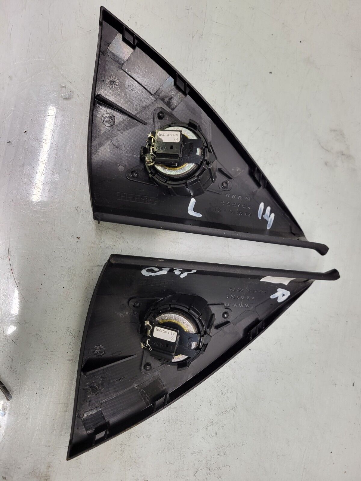 2012-2014 Mercedes C250 Sedan Front Door Tweeter Speaker Cover Pair 2118200202