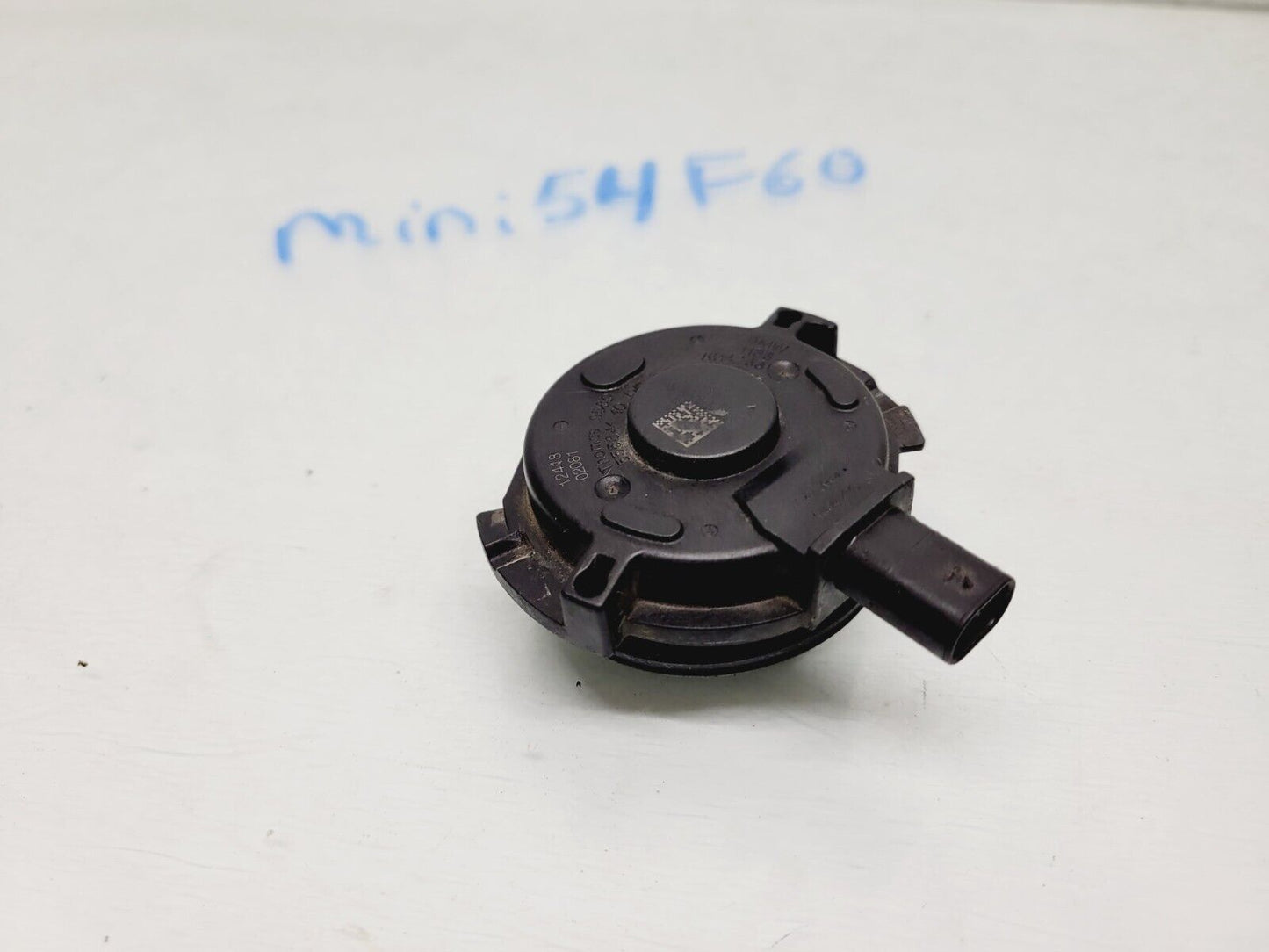 2017-2020 Mini Cooper Countryman Variable Timing Valve Solenoid Oem