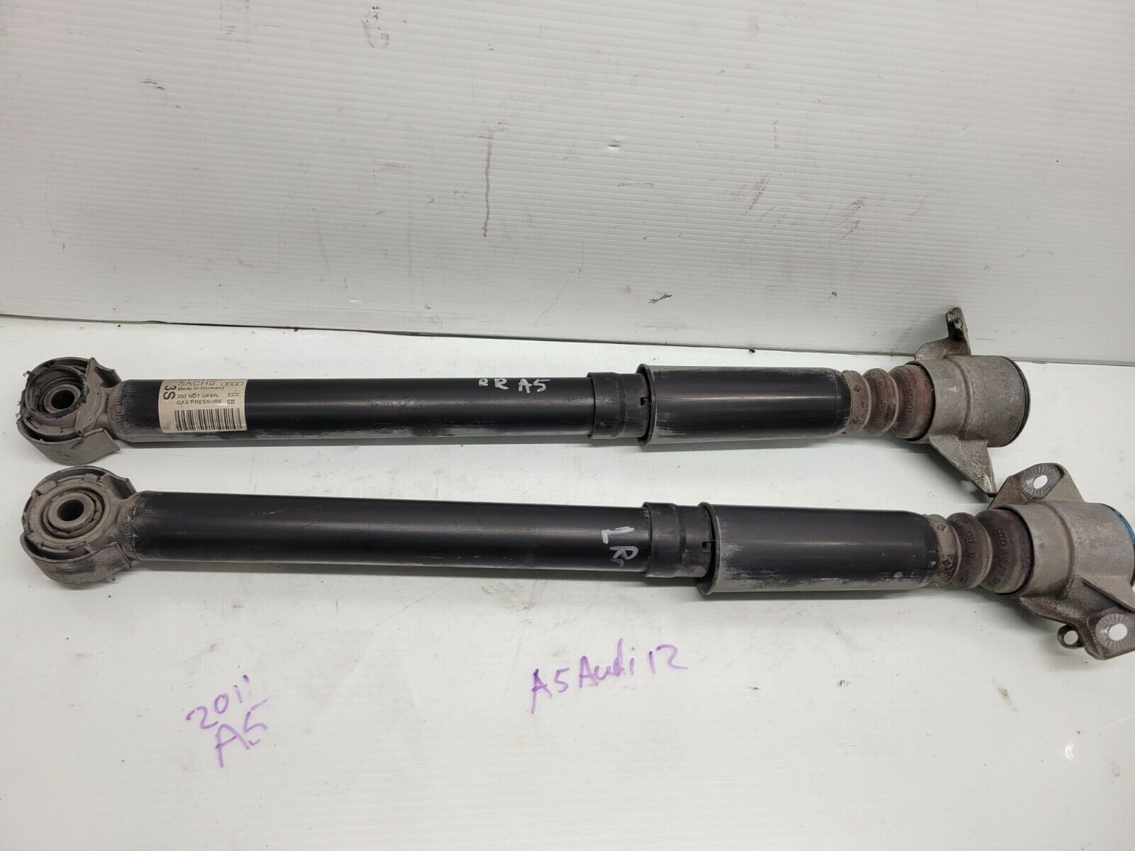 2009-2016 Audi A5 Right & Left Rear Suspension Strut Absorber Oem