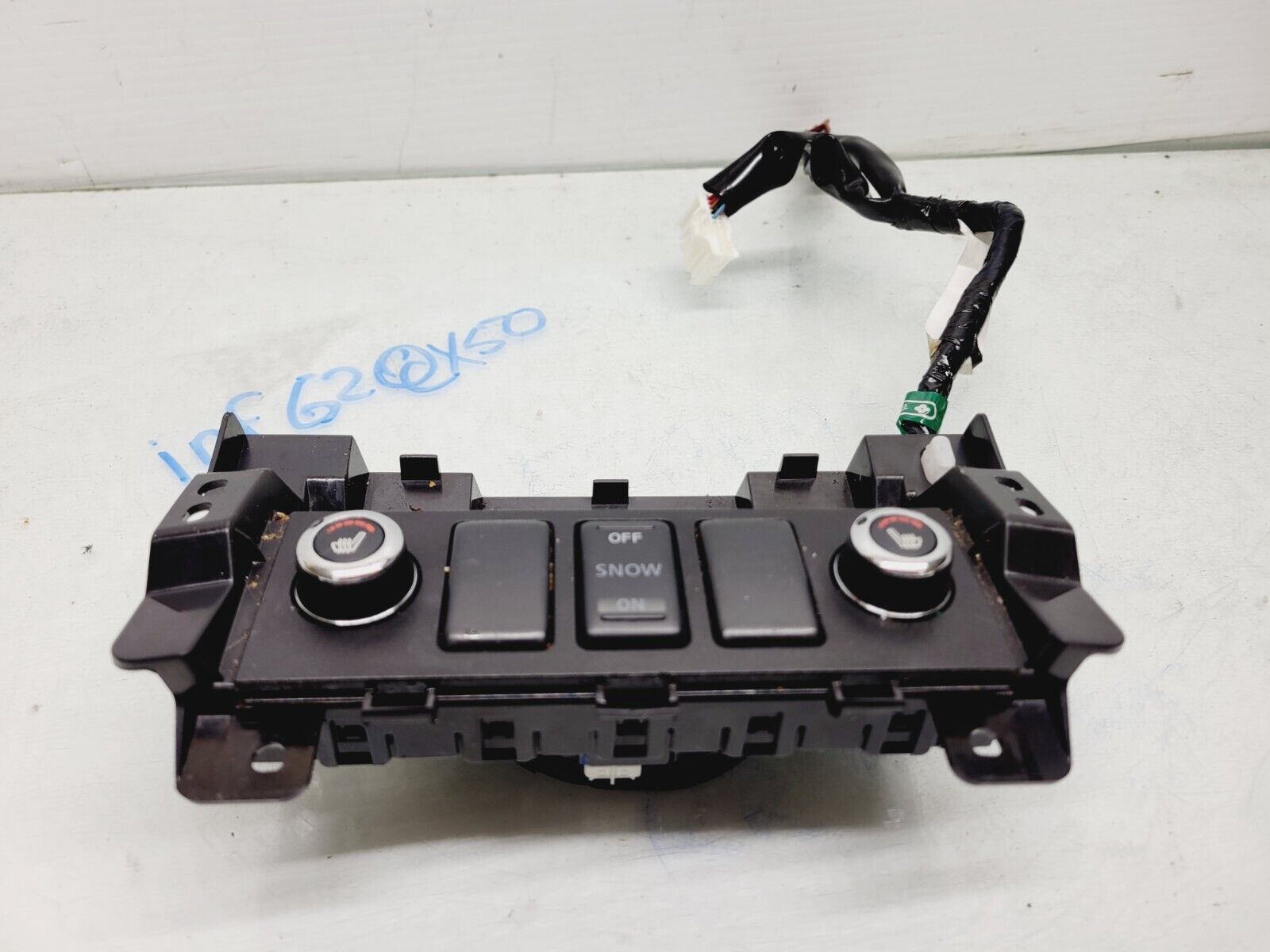 2014-2017 Infiniti Qx50 Heated Seat Traction Control Switch Panel Oem