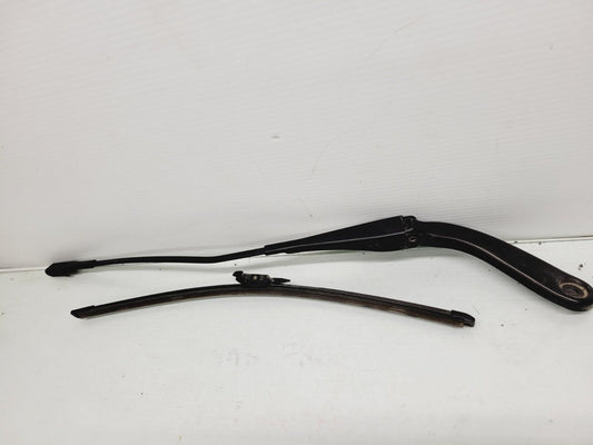 2016-2018 BMW 320I 330I 340I Right Windshield Wiper Arm Oem