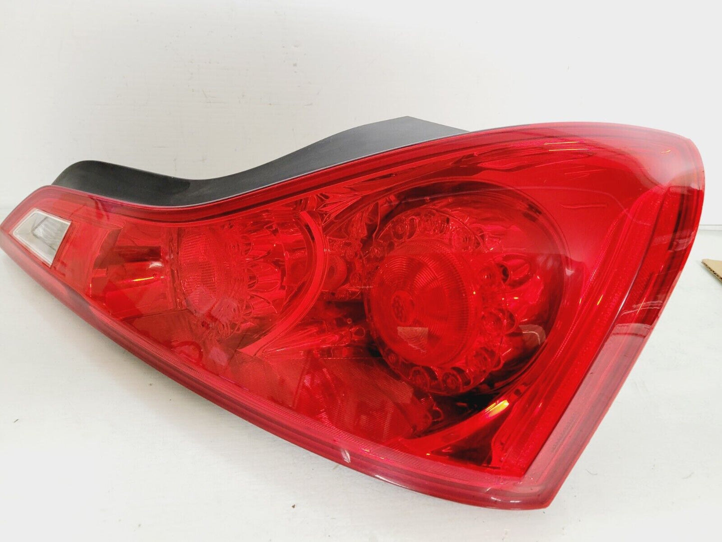 2014-2015 Infiniti Q60 Coupe Right Rear Passenger Side Outer Tail Light Lamp Oem