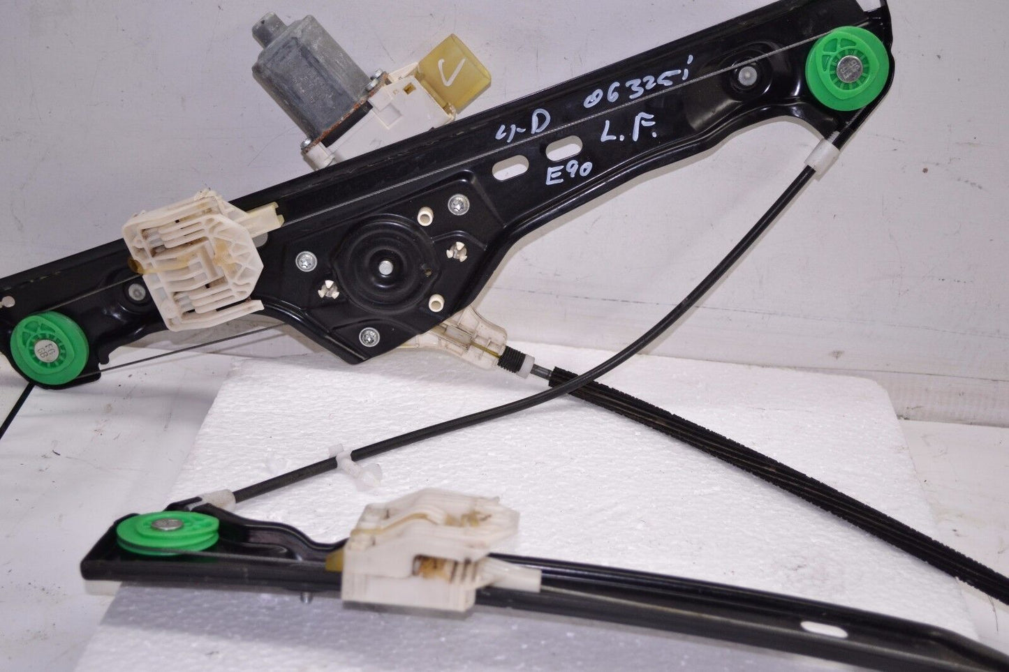 2006-2011 BMW E90 325I 328I 330I 335I Front Left Window Regulator Motor 6927027