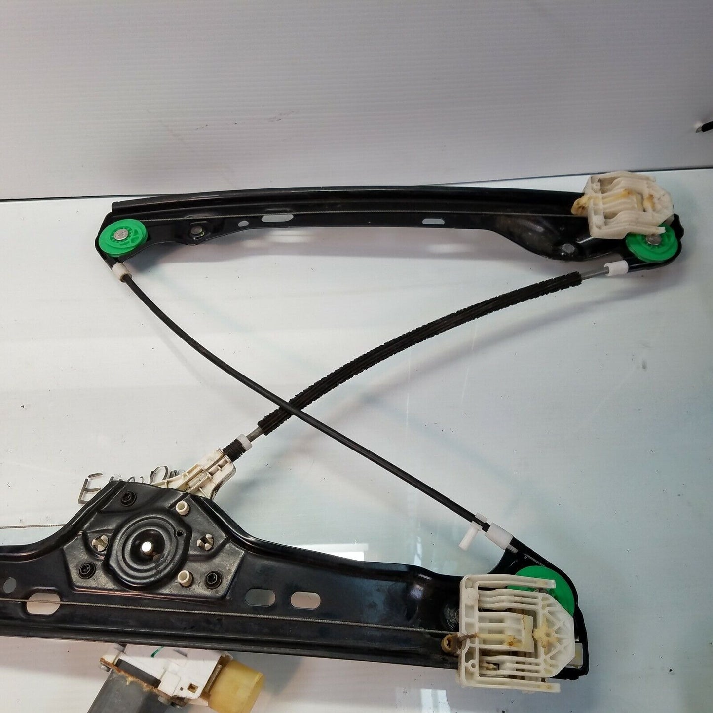 2006-2011 BMW 325I 328I 330I Front Right Door Window Regulator W/ Motor 7060266