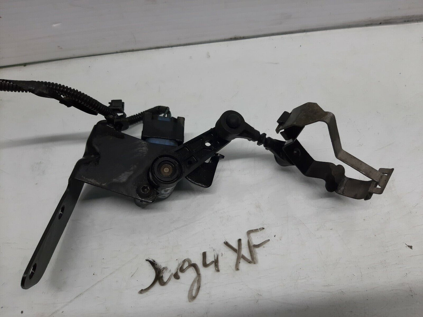 2013-2015 Jaguar Xf Right Rear Suspension Height Level Sensor Oem